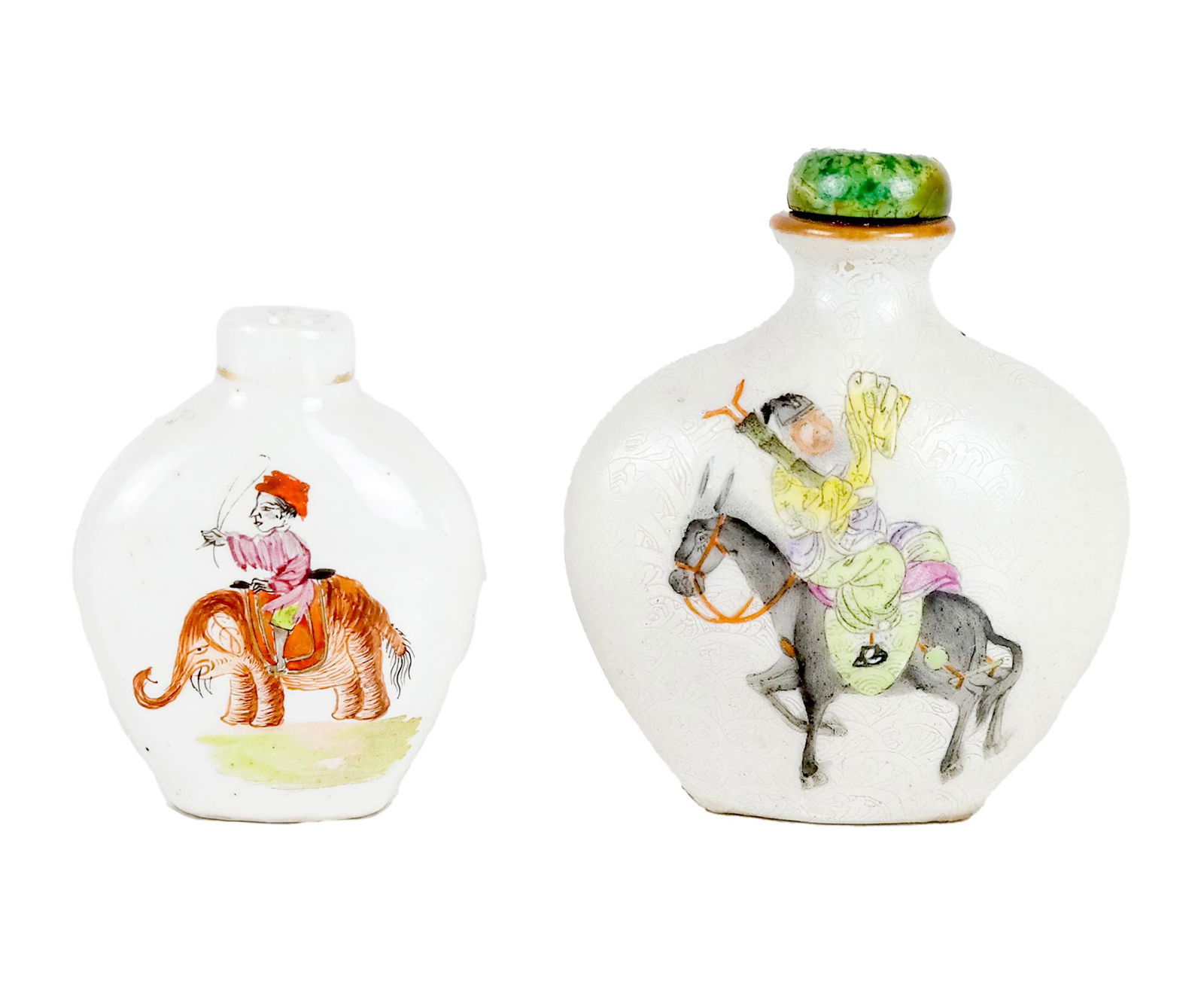 Two Chinese Porcelain Snuff Bottles (1 of 9)