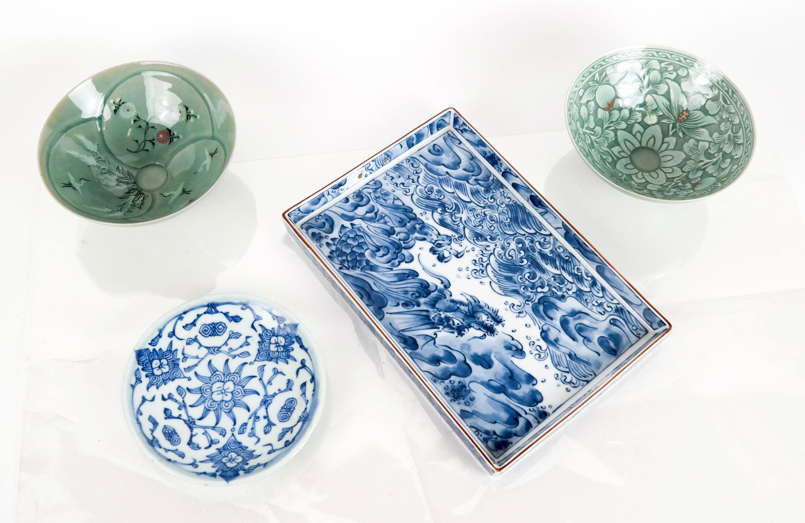 Lot of Four Japanese Ceramics (1 of 9)