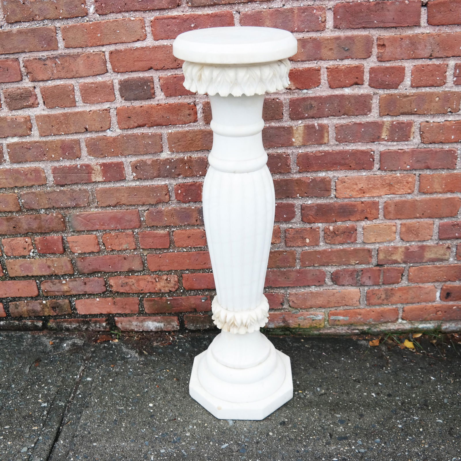 Hollywood Regency-Style Marble Pedestal (1 of 7)