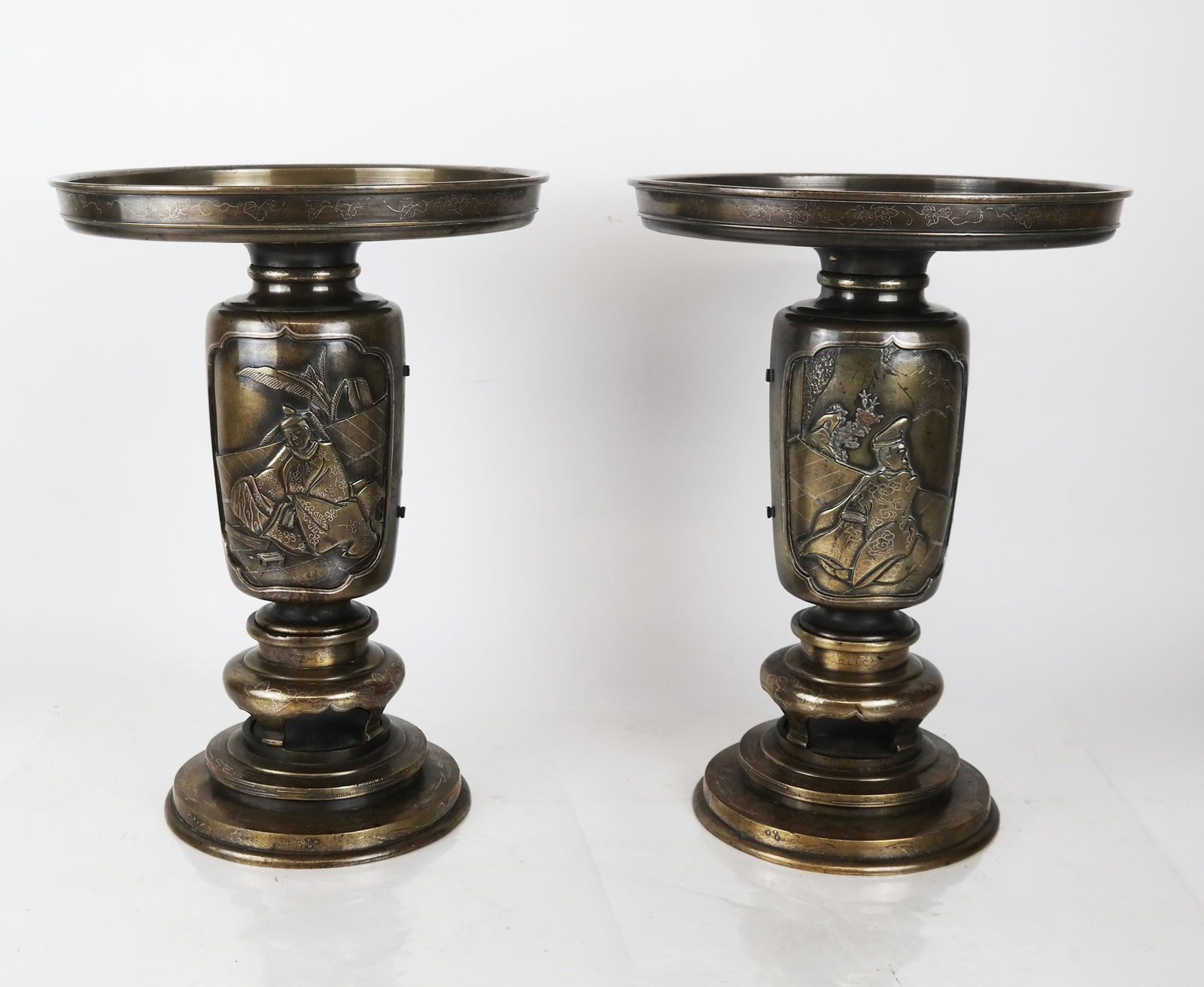 Pair of Japanese Bronze Ikebana Vases (1 of 9)