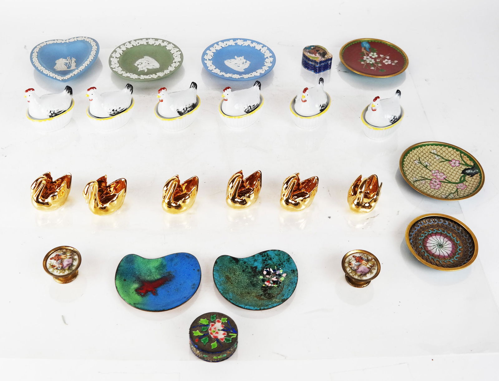 Lot of Lenox, Wedgwood, Other Porcelain (1 of 8)