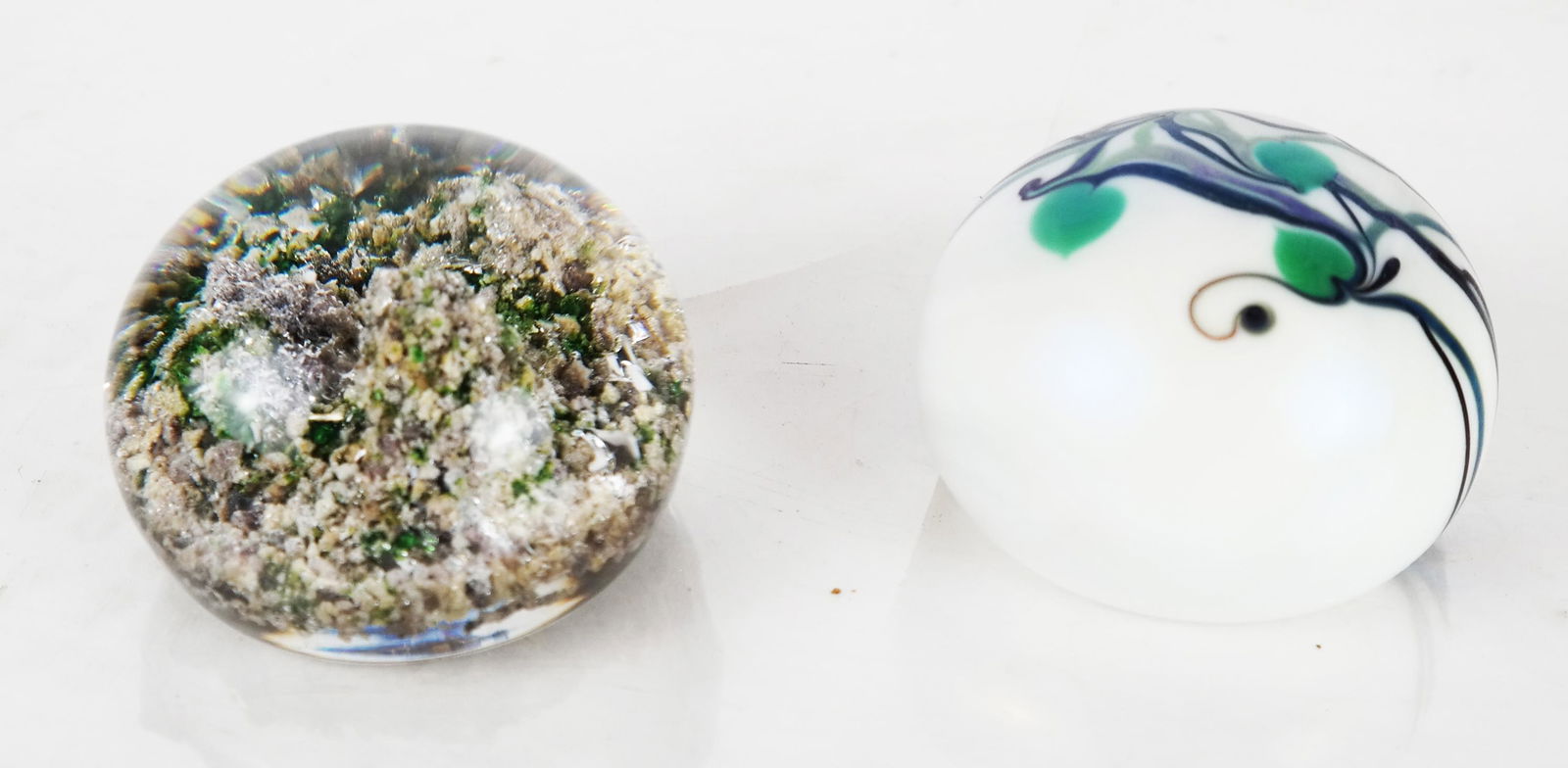 Baccarat and Orient & Flume Paperweights (2) (1 of 7)