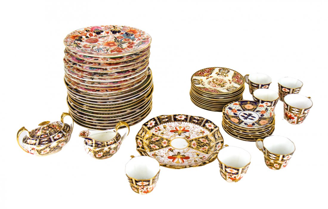 Royal Crown Derby Imari Dinnerware (1 of 13)