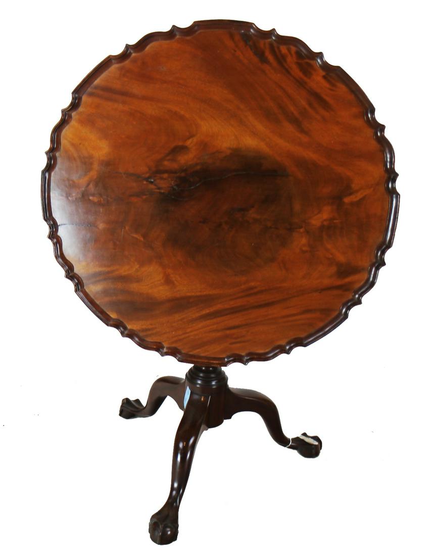 18th C. Chippendale Tilt Top Table (1 of 7)