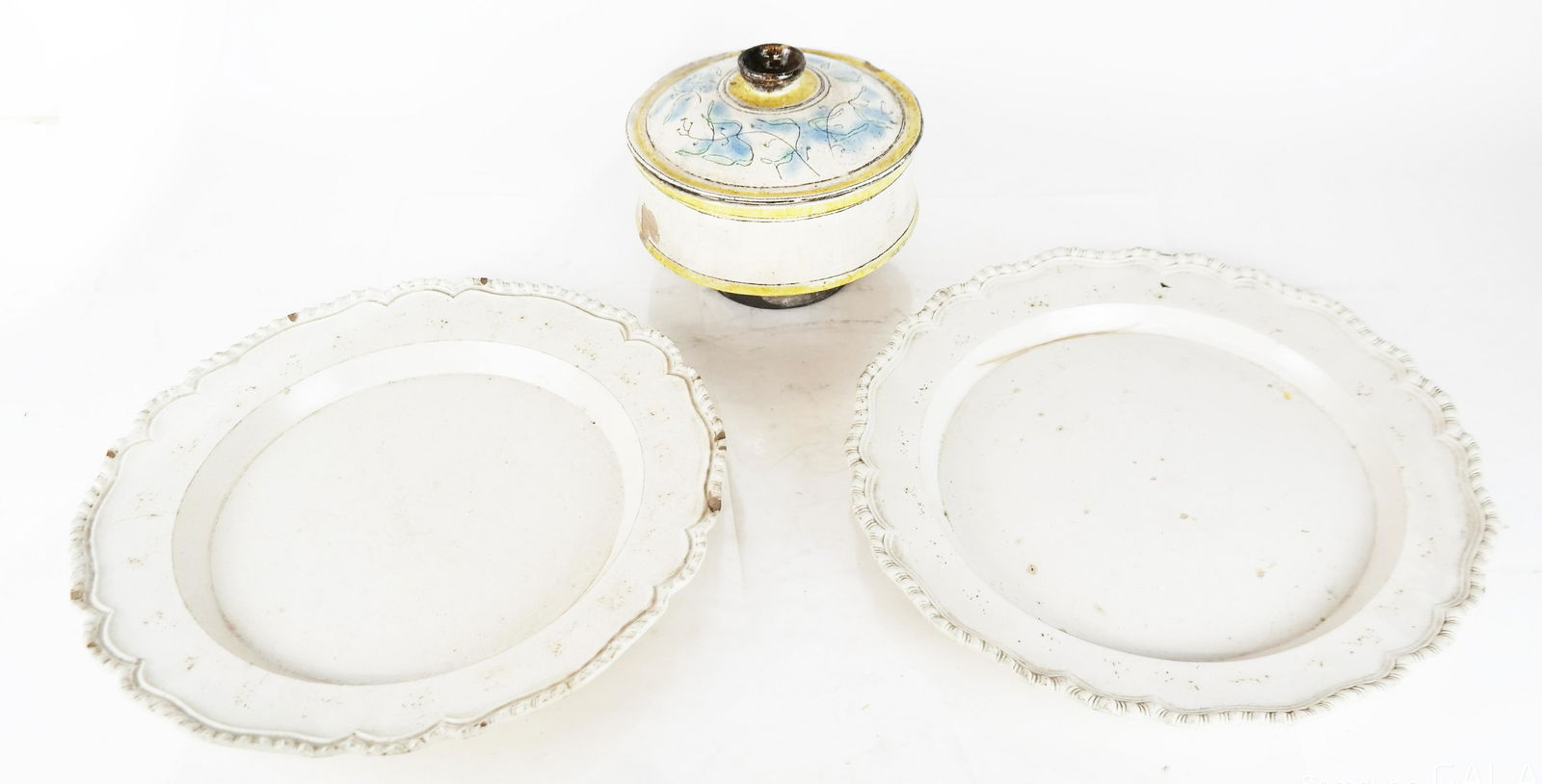 Five Italian Pottery Items (1 of 8)