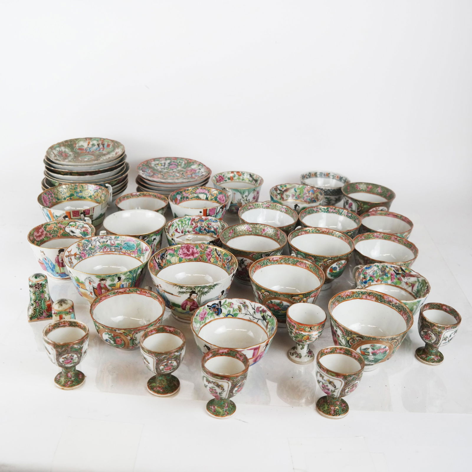 Assorted Chinese Famille Rose Items (1 of 15)