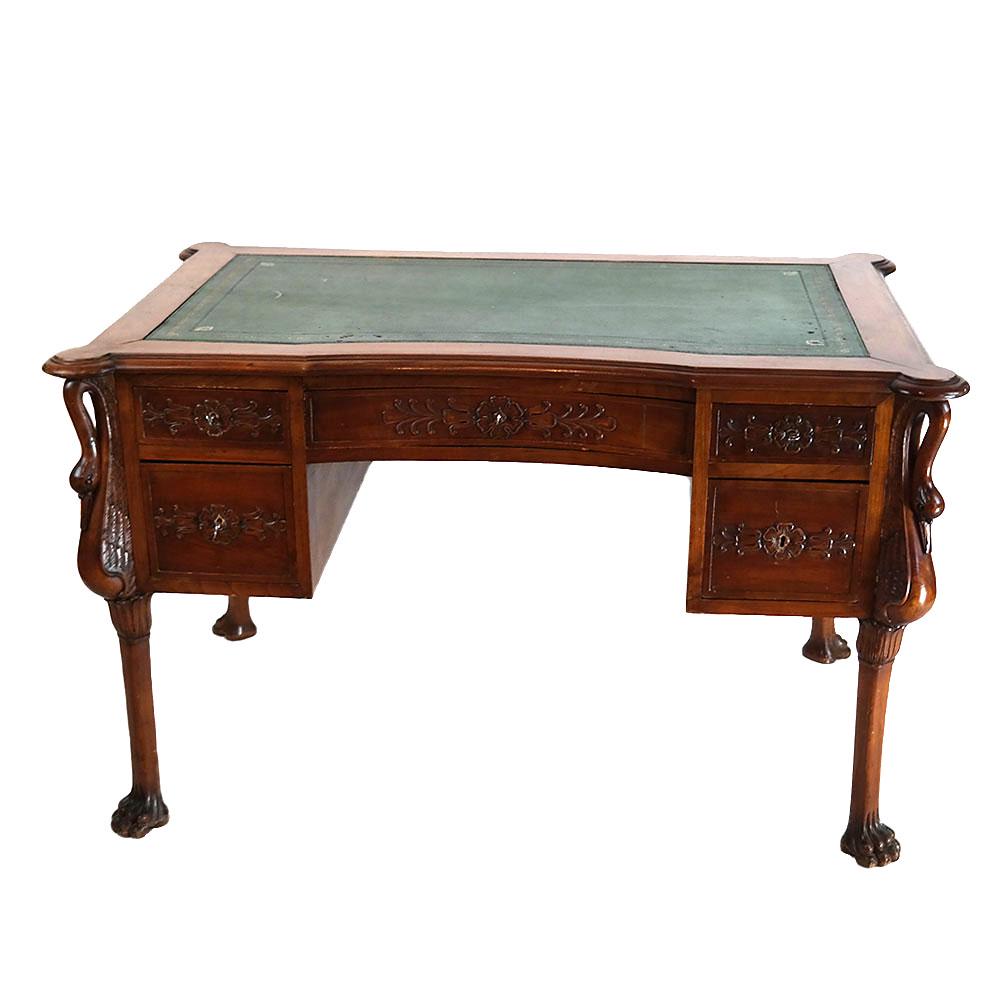 Continental Victorian Desk (1 of 12)