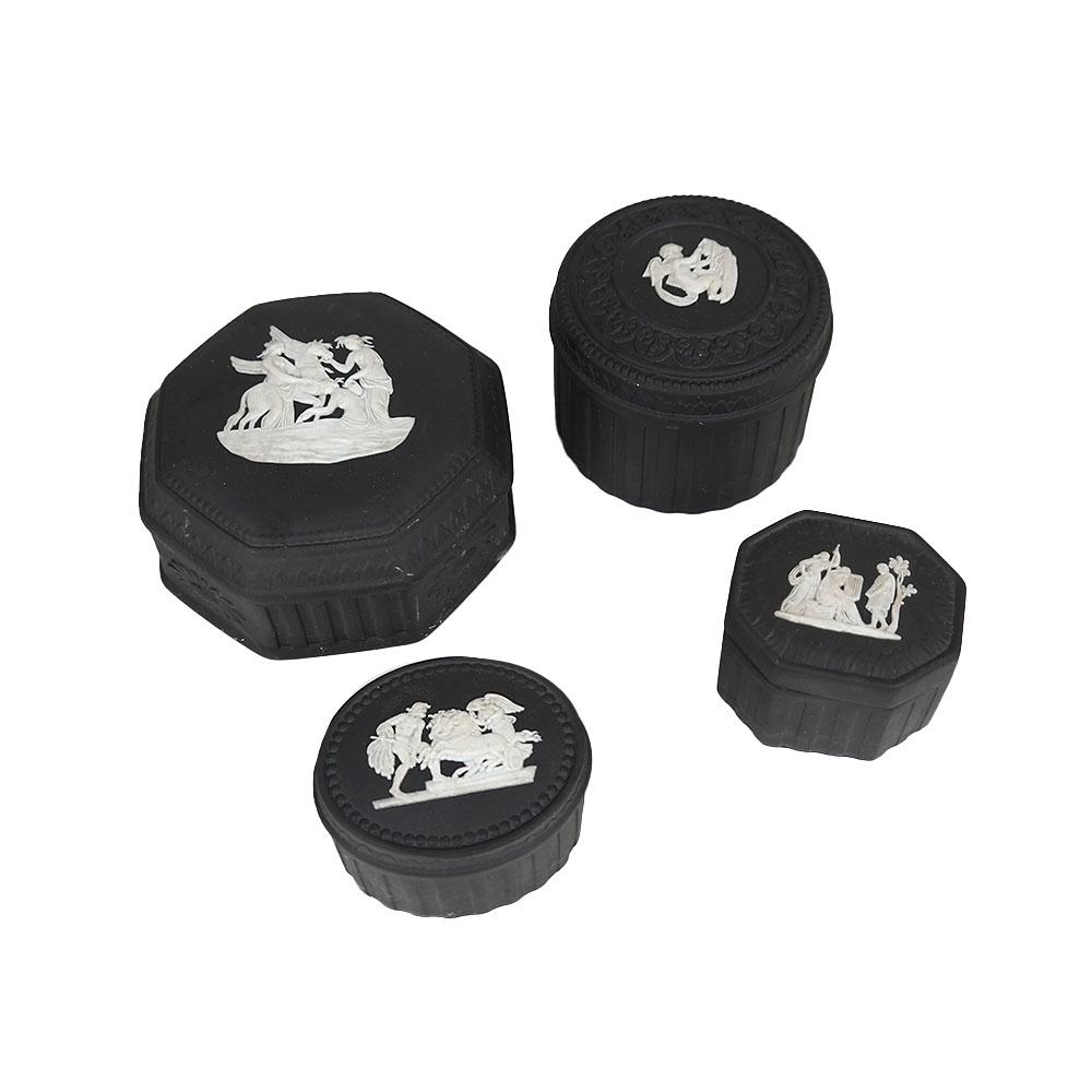 Group of 4 Wedgwood Trinket Boxes (1 of 11)