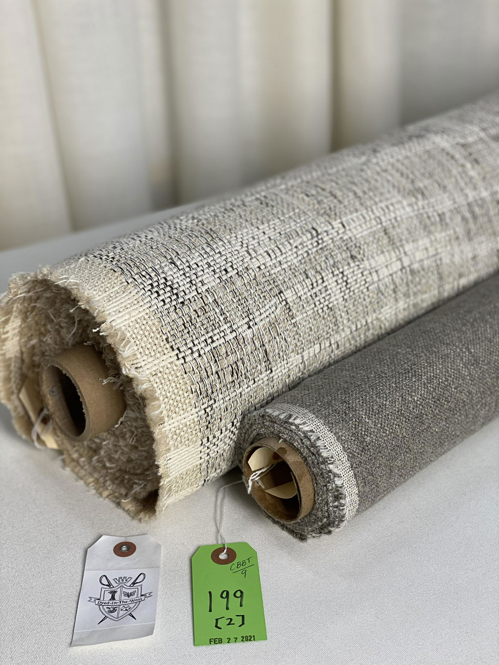 Hand Woven Ottoman and Heathered Linen Fabric (1 of 3)