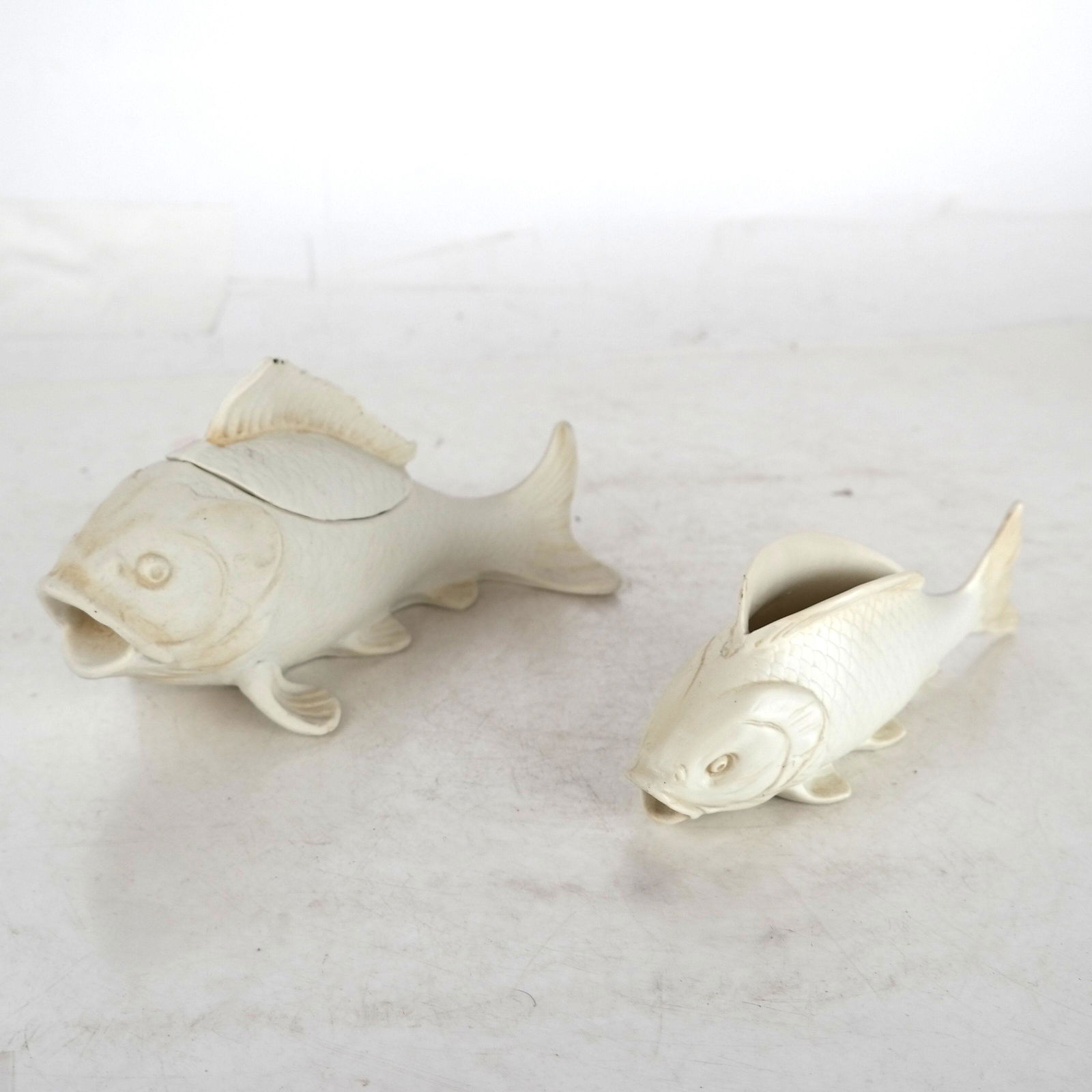 Two White Porcelain Fish Vessels (1 of 7)