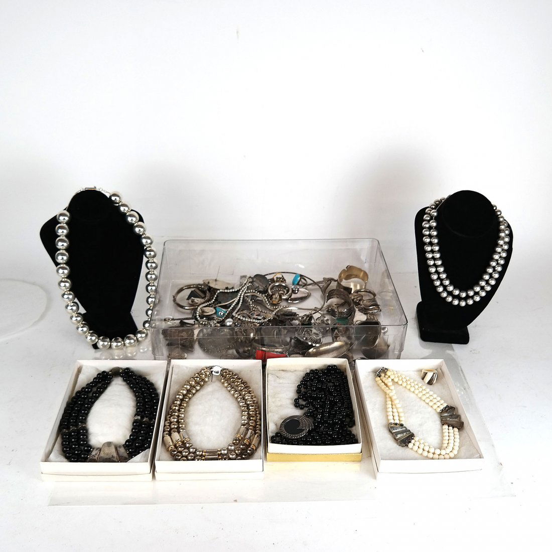 Large Lot of Sterling Silver Jewelry (1 of 8)