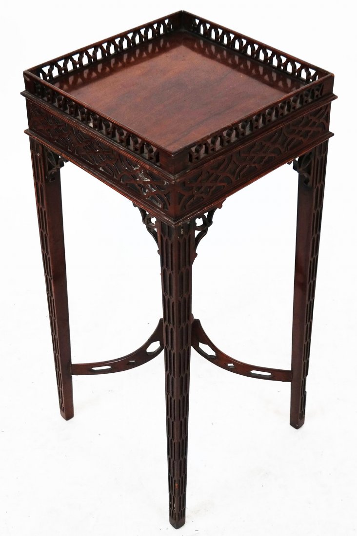 George III-Style Mahogany Urn Stand (1 of 5)
