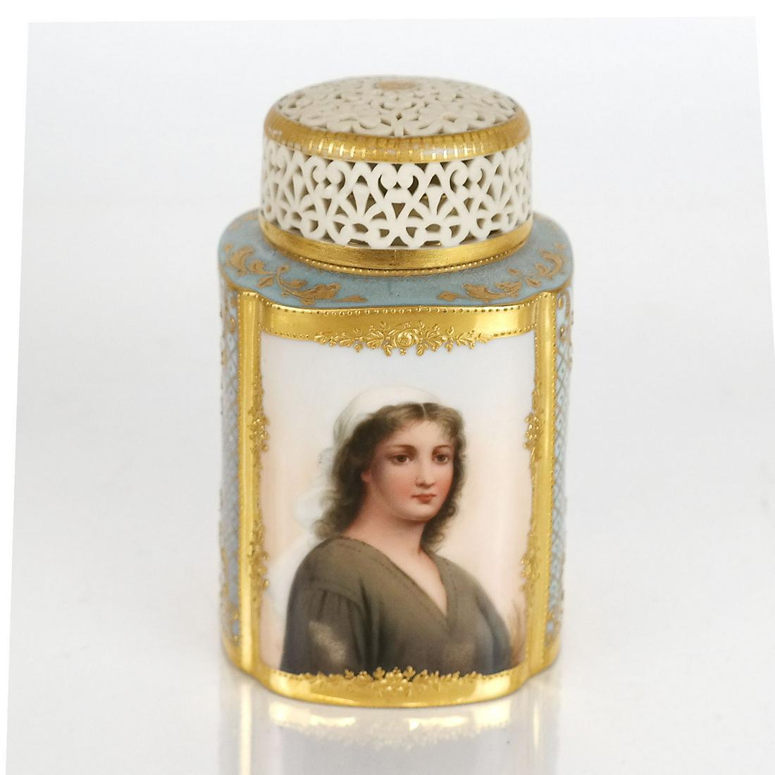 Royal Vienna Potpourri Jar (1 of 7)