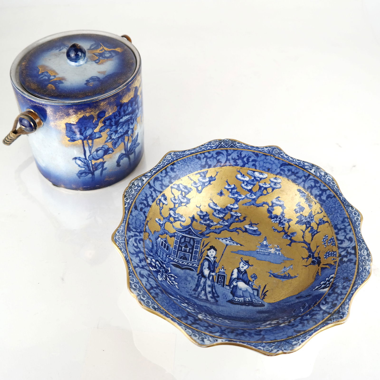 Two Antique English Porcelain Vessels (1 of 12)