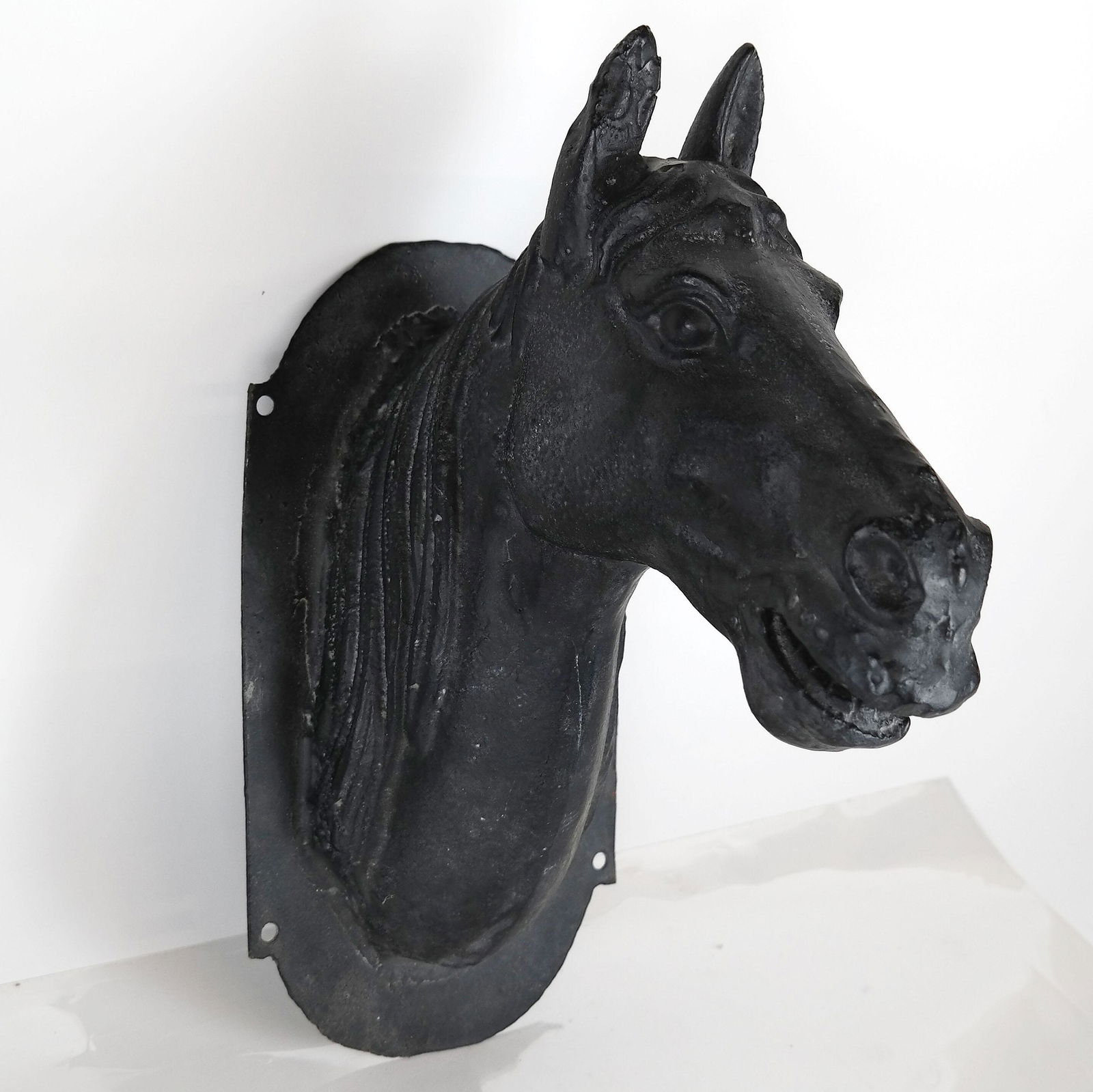 American Iron Carriage House Horse's Head (1 of 5)