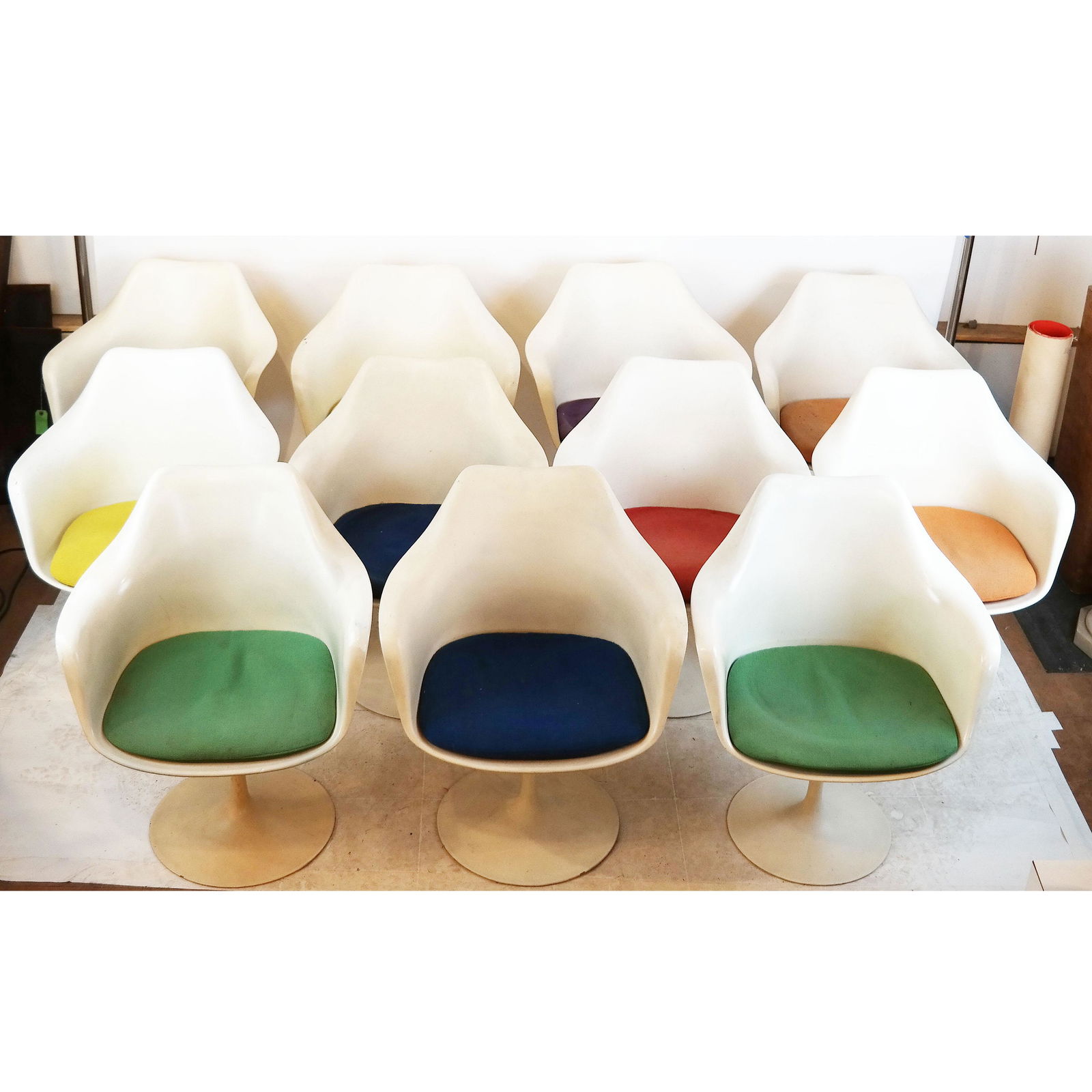 Eleven Eero Saarinen / Knoll "Tulip" Arm Chairs (1 of 12)