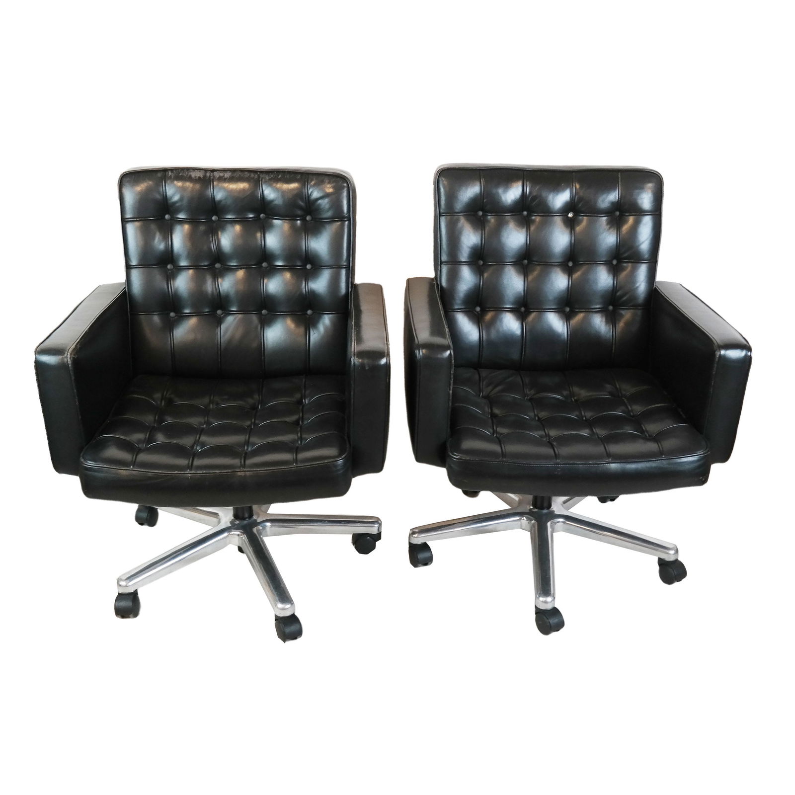 Four Martin Brattrud Conference Chairs (1 of 6)