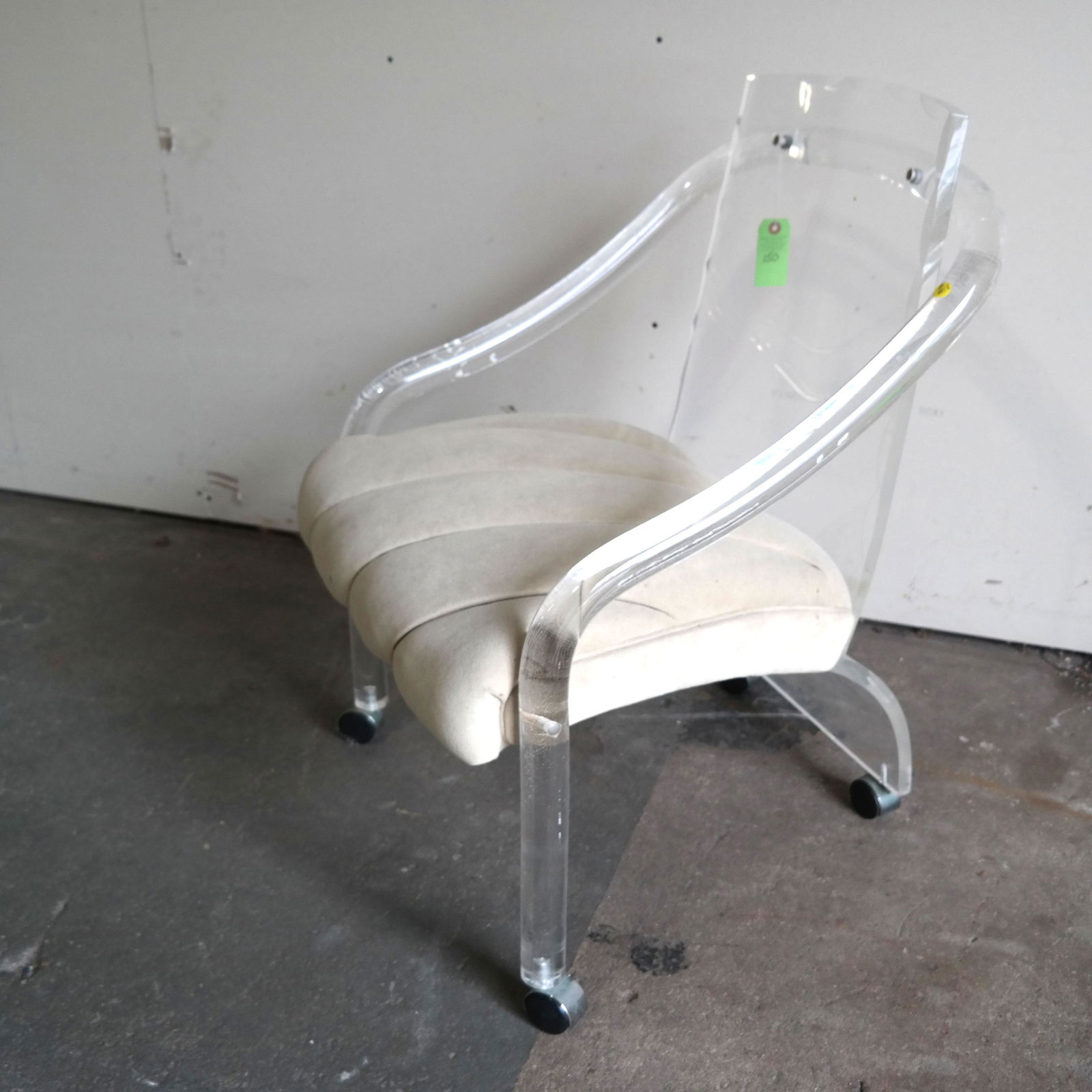 Mid-Century Modern Lucite Arm Chair (1 of 5)