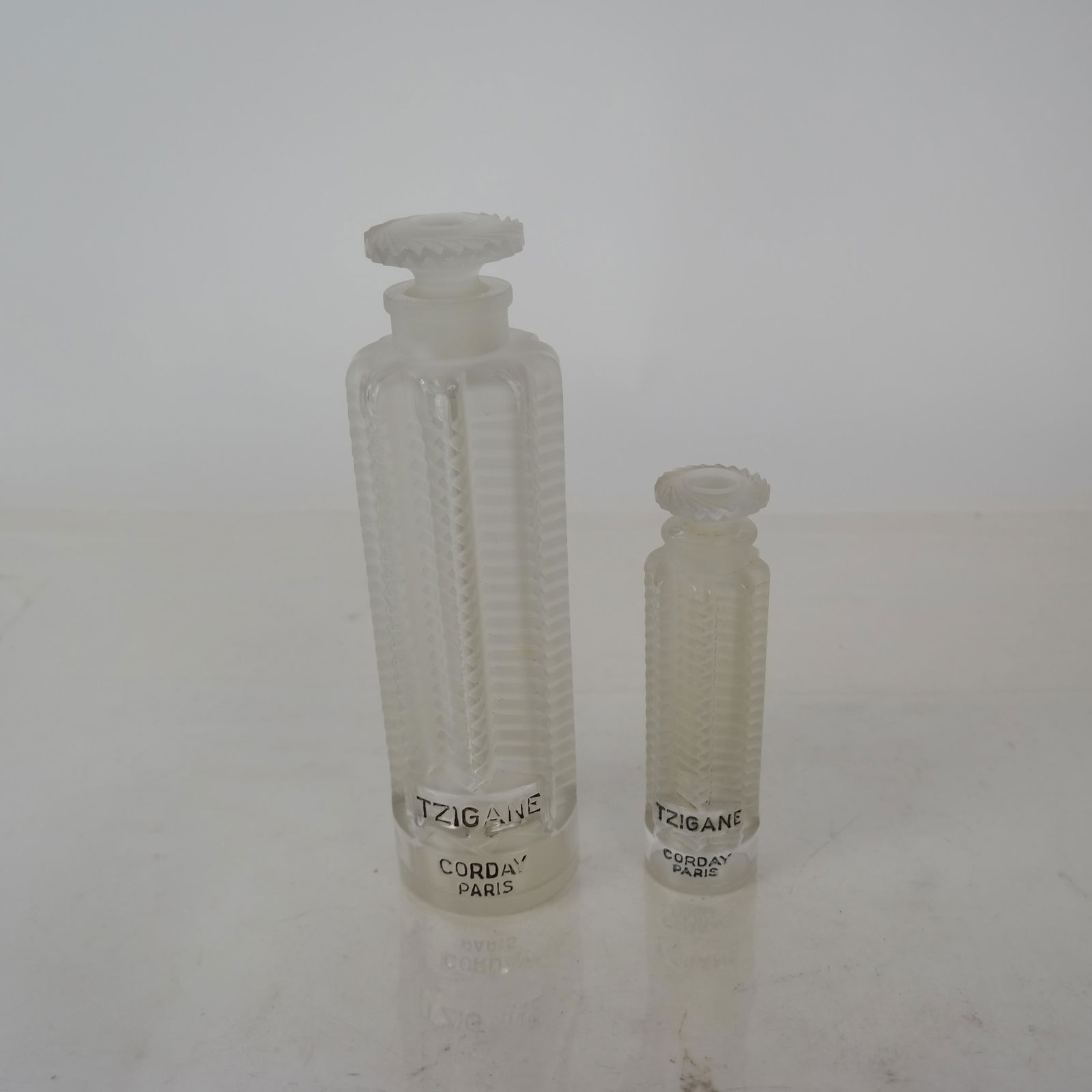 Set of Two R. Lalique Perfume Bottles (1 of 6)