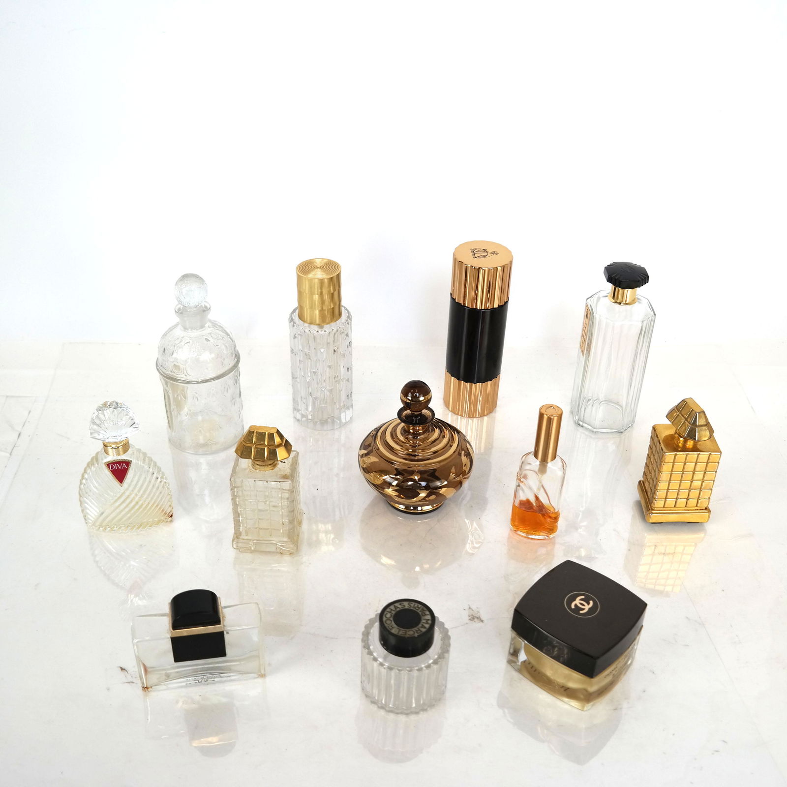 Assorted Perfume Bottles (1 of 7)
