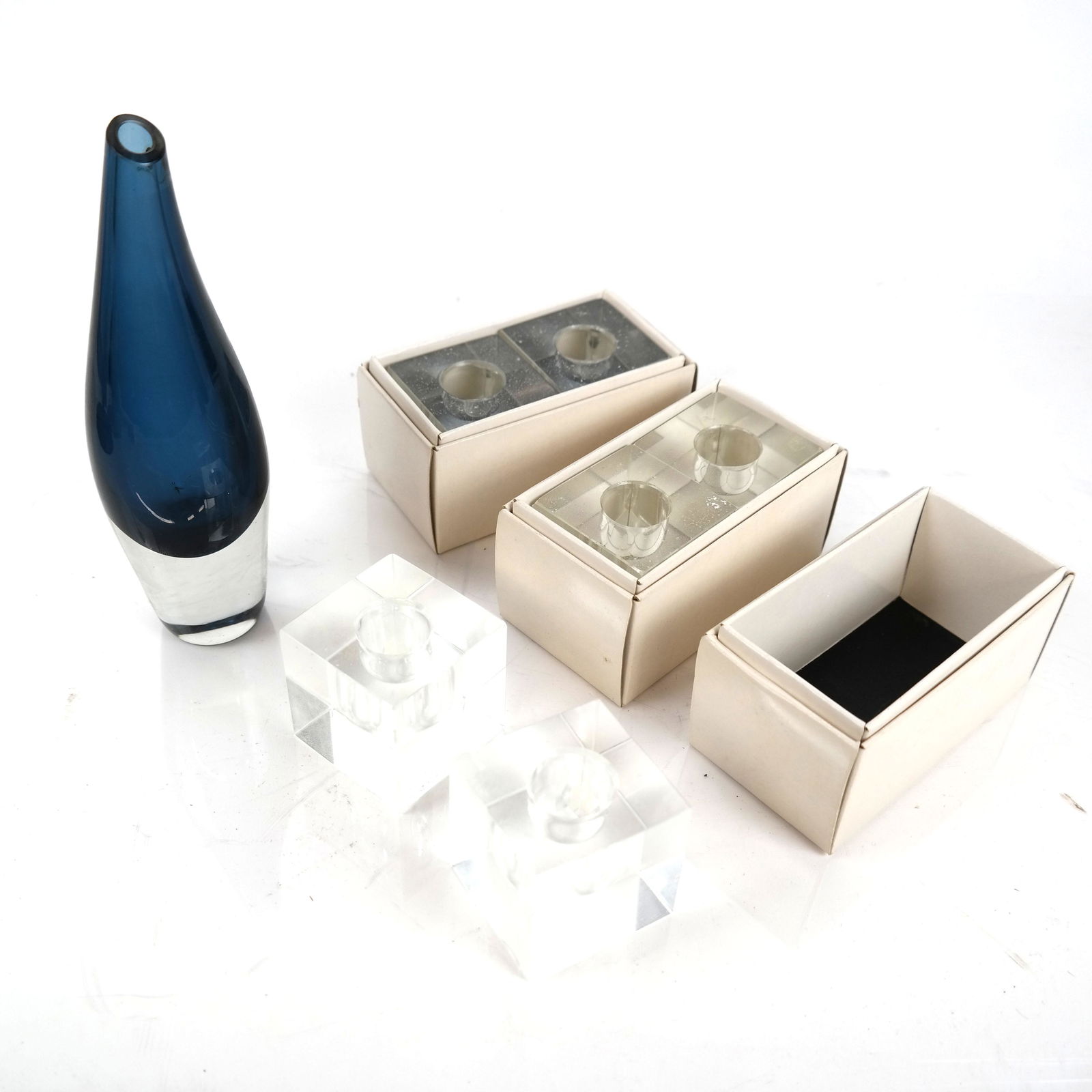 3 Pairs Crystal Cube Candle Holders & Vase (1 of 11)