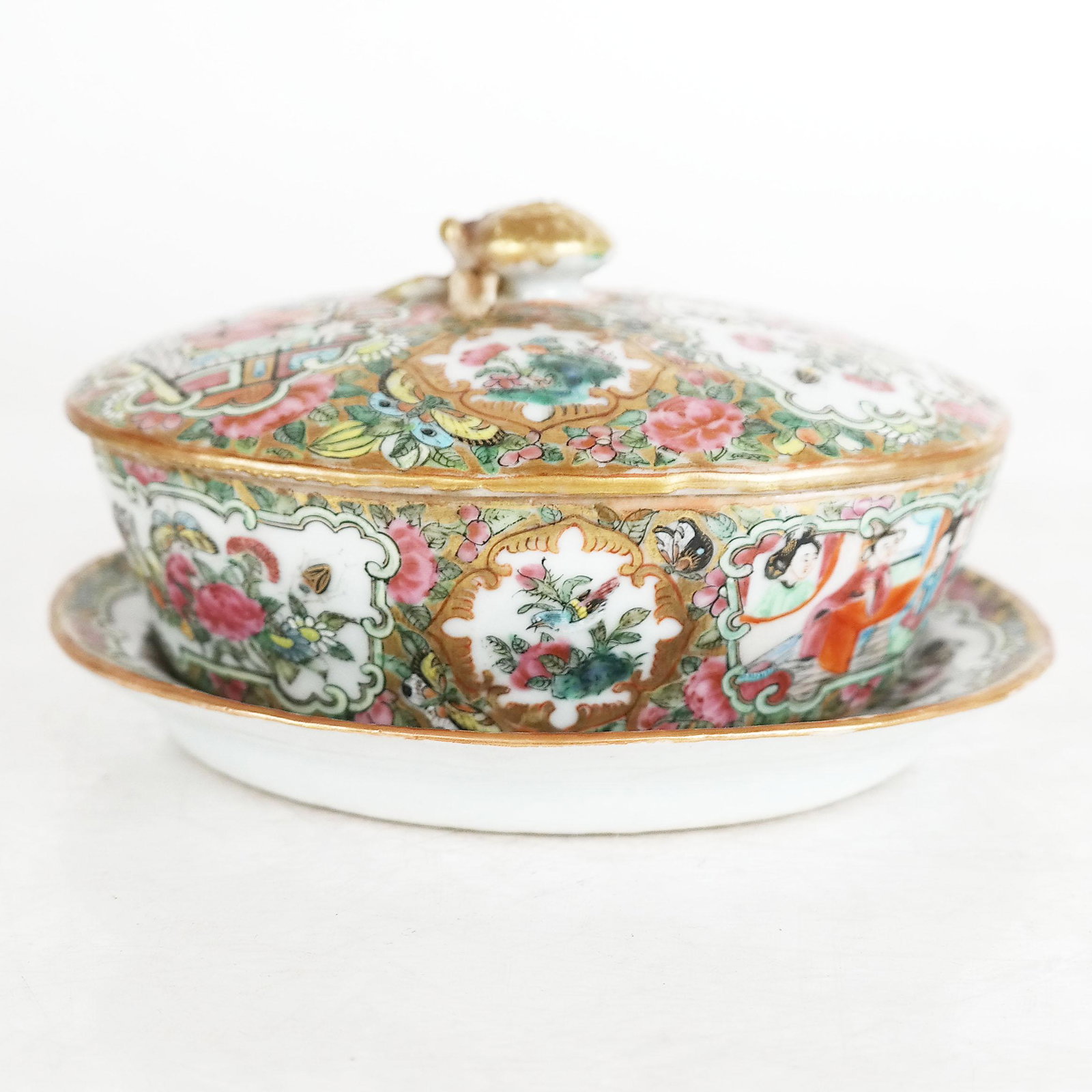 Rose Medallion Tureen, Underplate: Rose medallion tureen with underplate. [Plate: 5 1/2" x 5"; Tureen: 2 1/2" H x 5" W x 4" D]. In good condition.