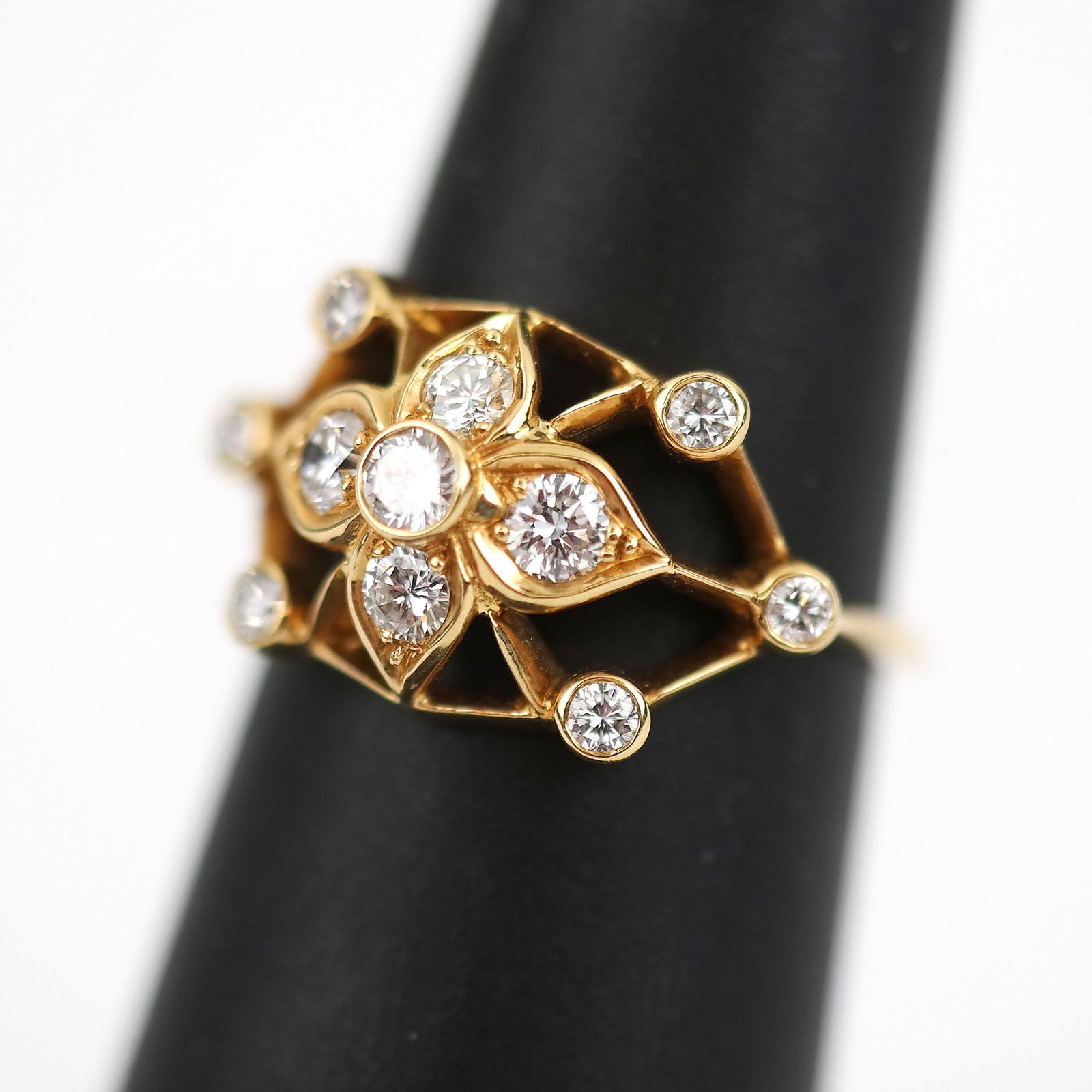 Reza Diamond Ring (1 of 11)