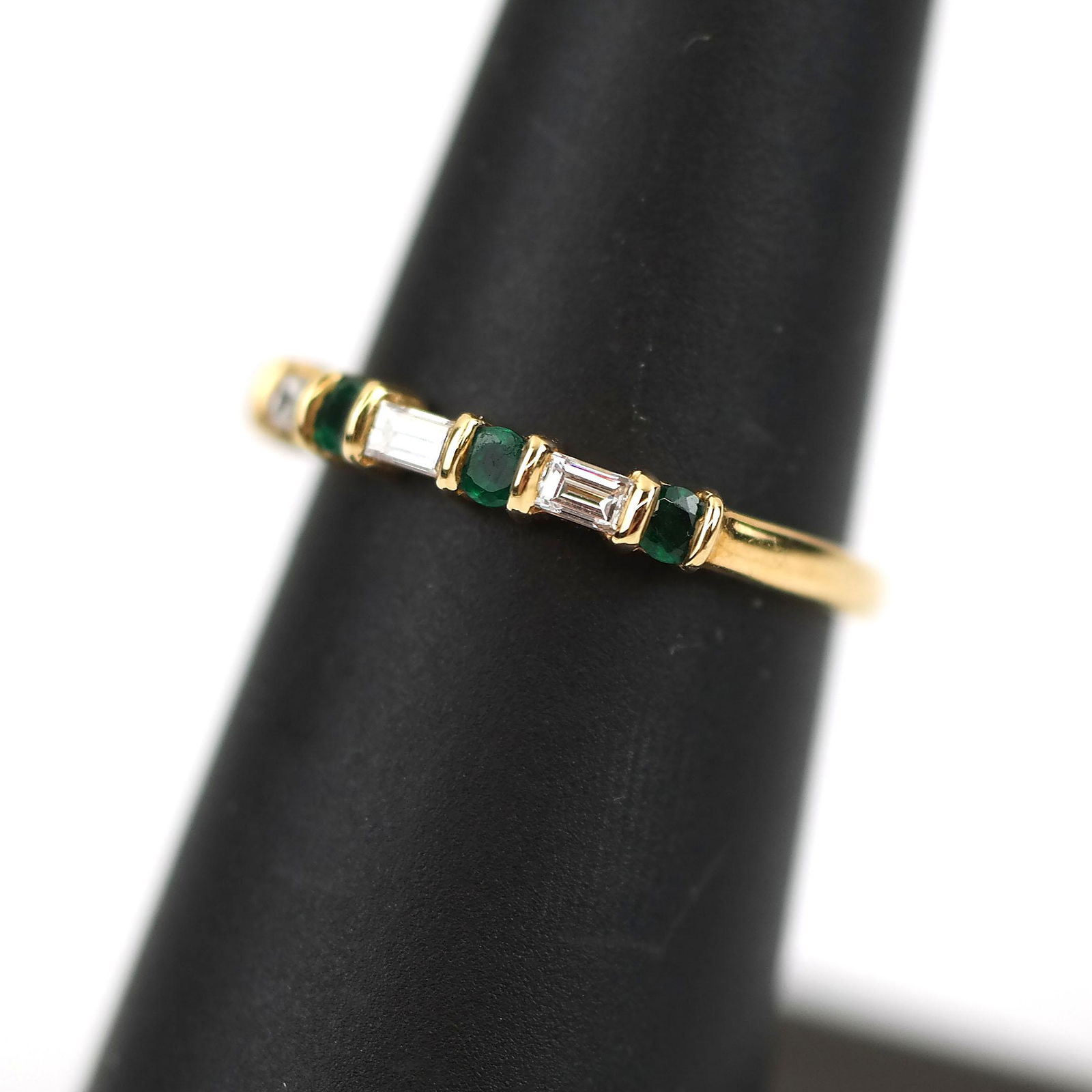 Reza Emerald & Diamond Ring (1 of 11)