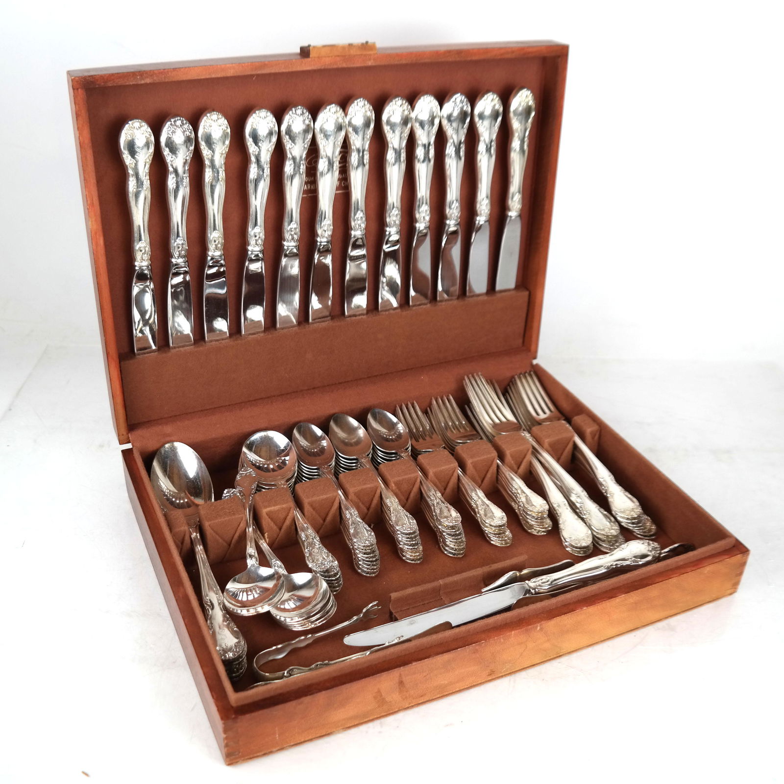 86-Pc. Gorham Silver Plate Flatware Set (1 of 10)