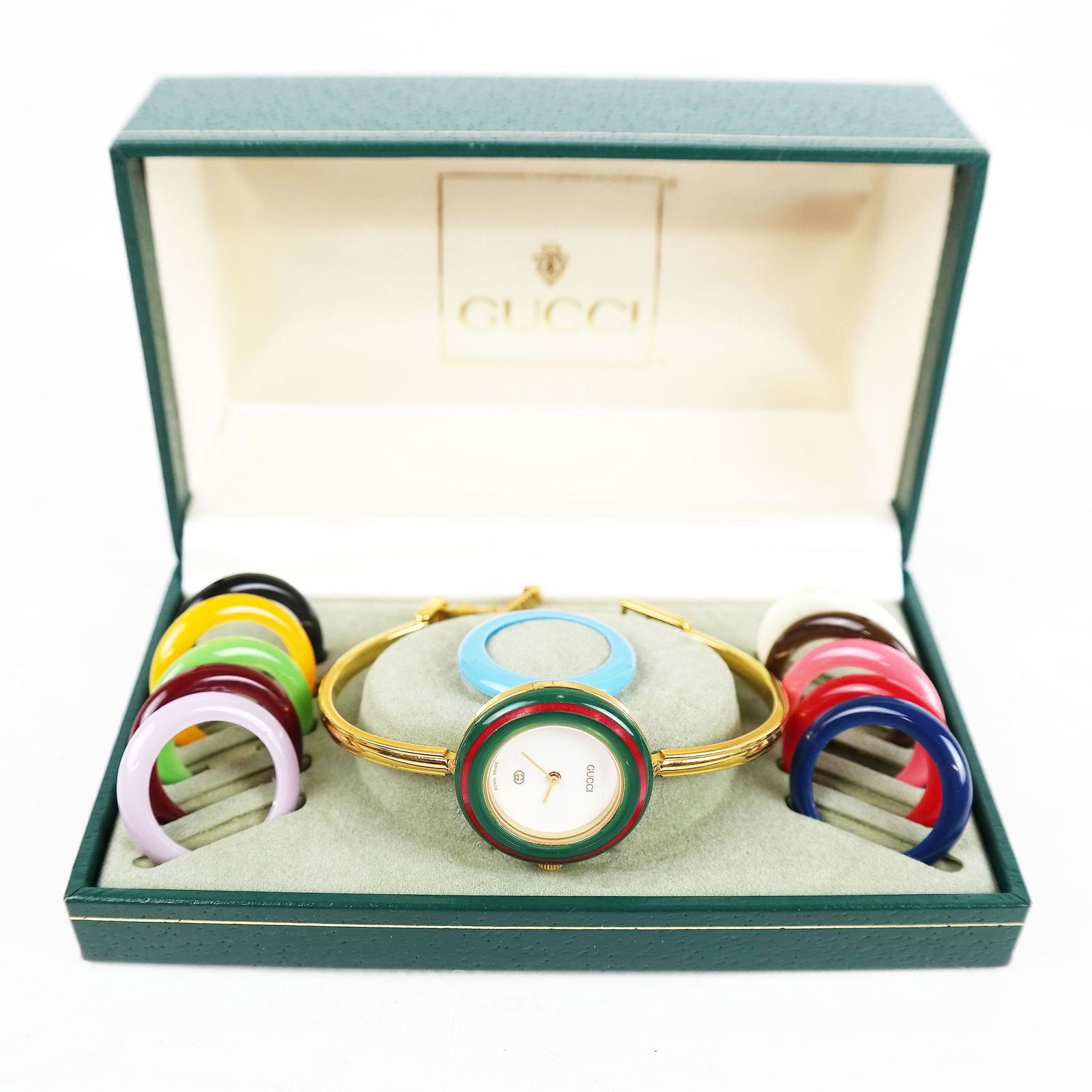 Ladies Gucci Watch in Box (1 of 12)