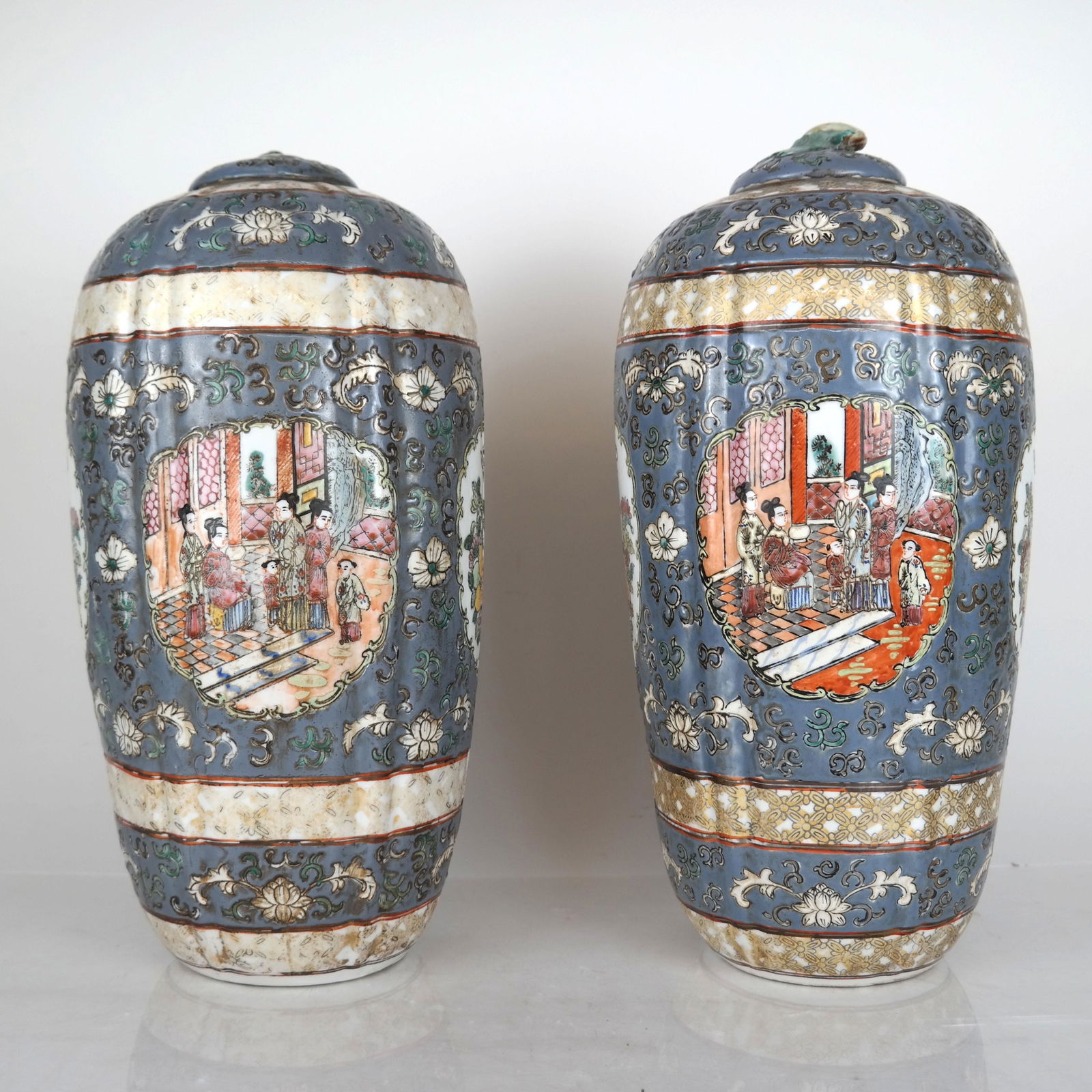 Pair Chinese Porcelain Covered Ginger Jars (1 of 10)