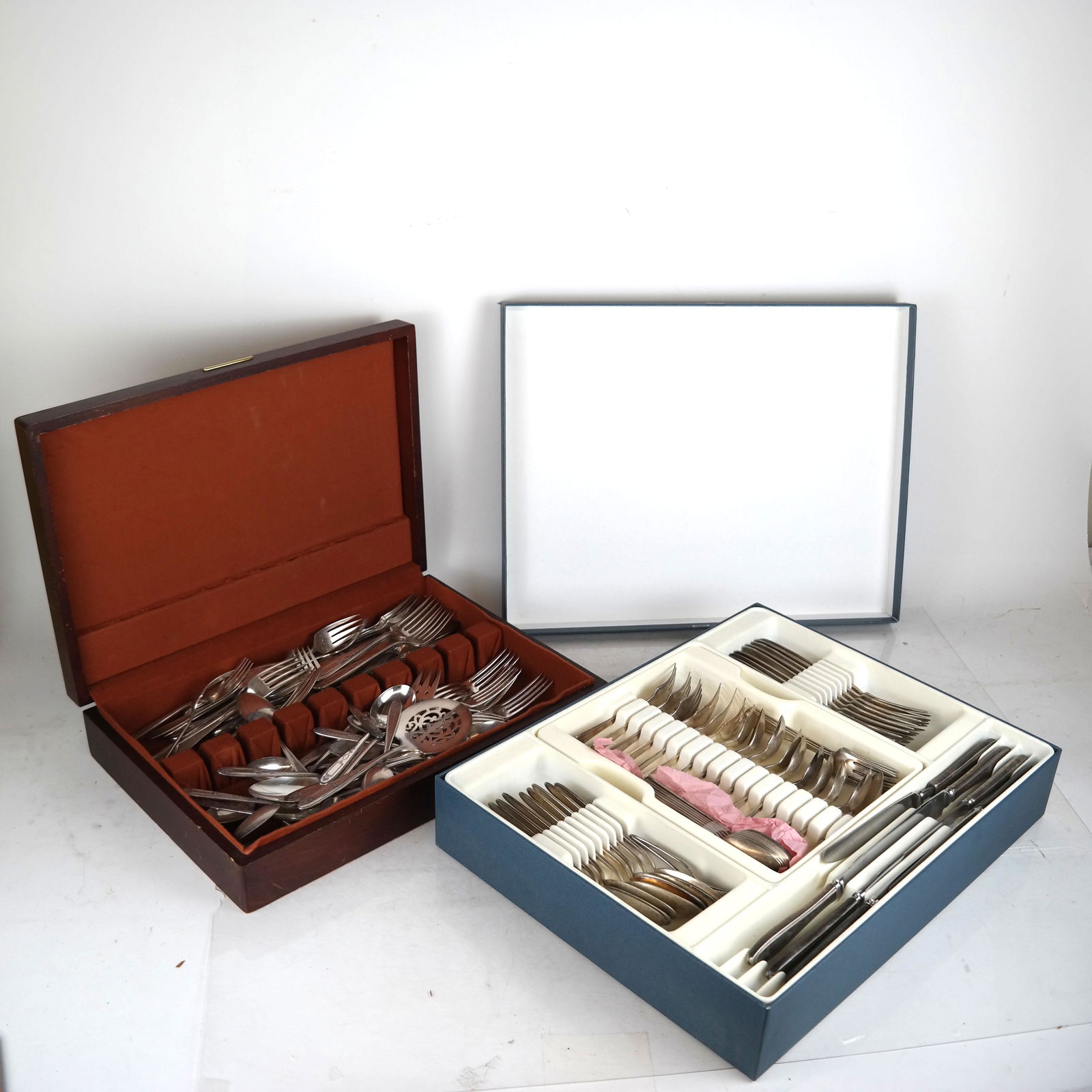 Large Set of Community Silver Plate Flatware (1 of 9)