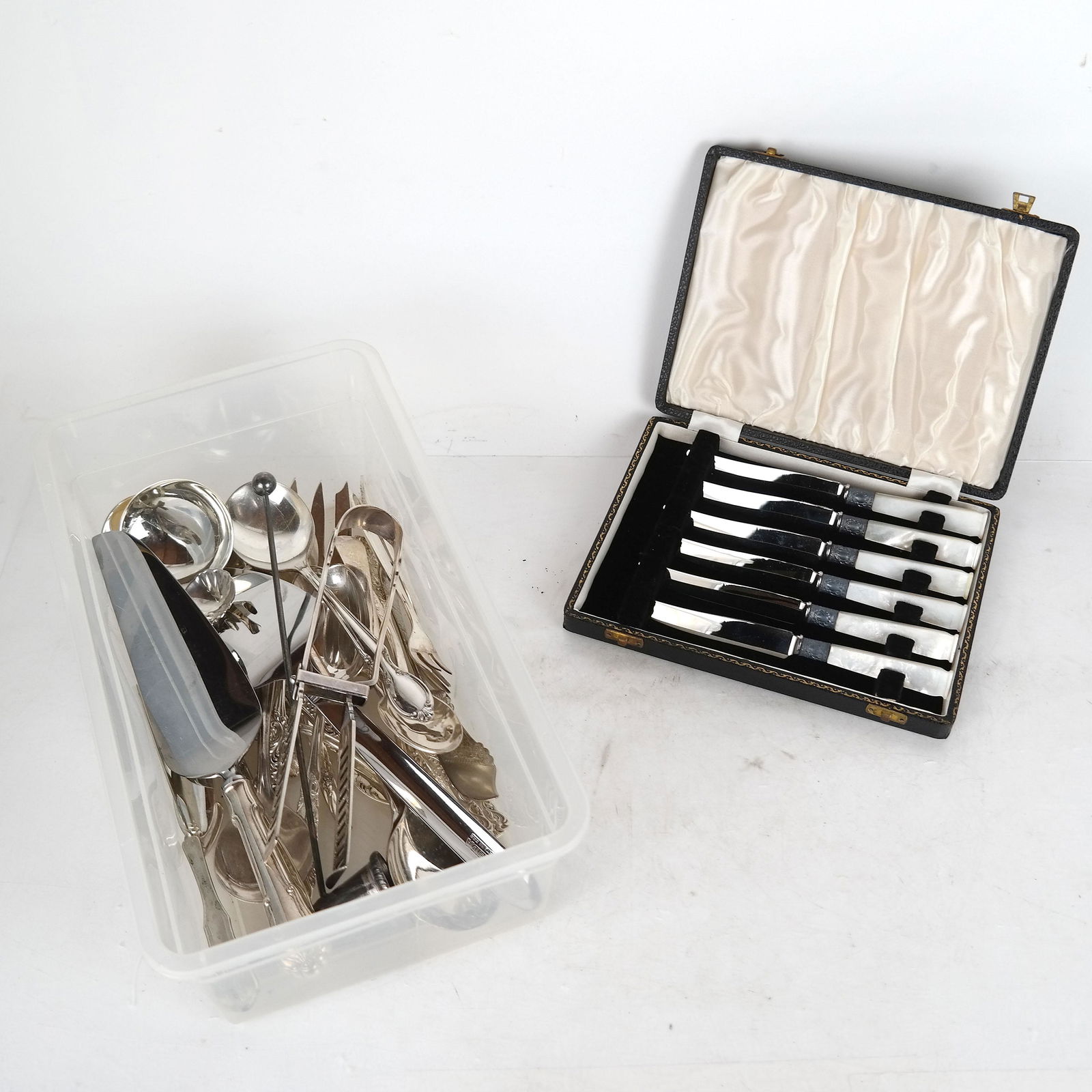 Lot of Silver Plate and Boxed Set of Knives (1 of 13)