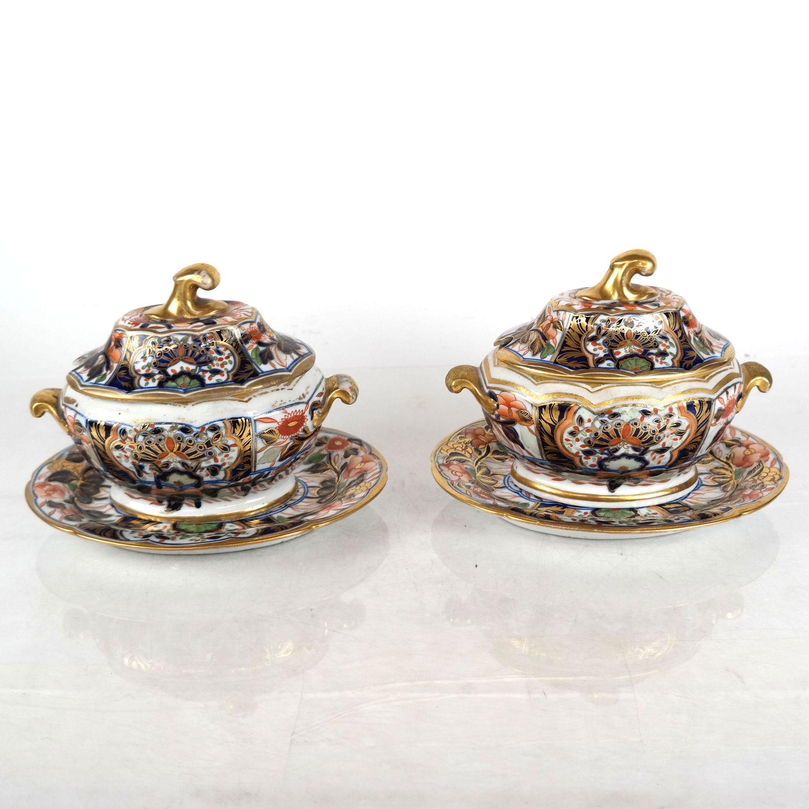 Pair of Coalport Tureens & Underplates (1 of 8)