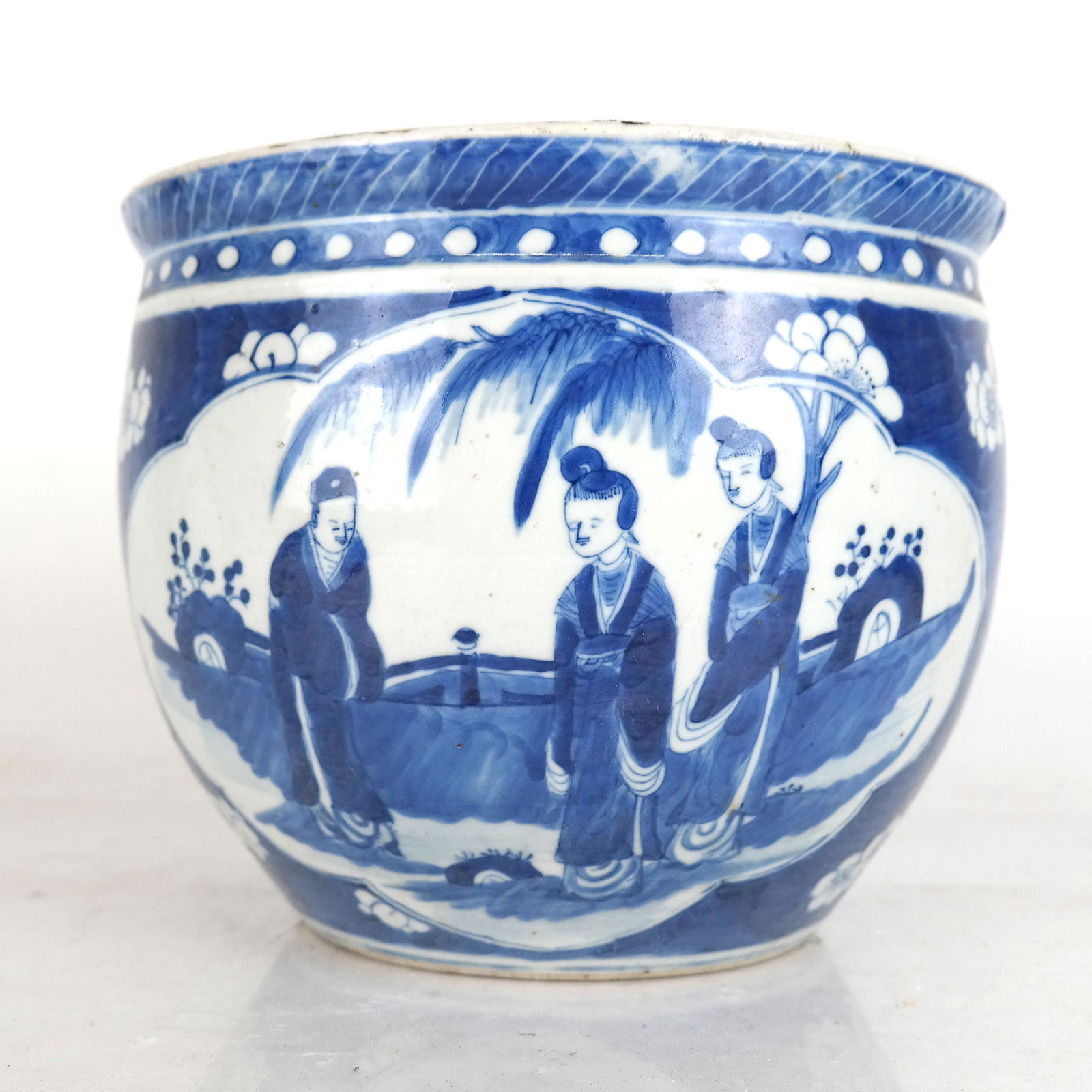 Small Chinese Porcelain Planter (1 of 7)