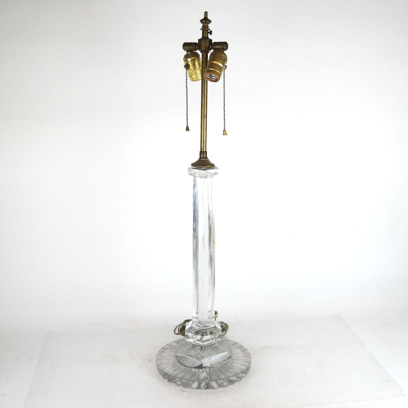 Baccarat-Quality Reed-Form Lamp (1 of 7)