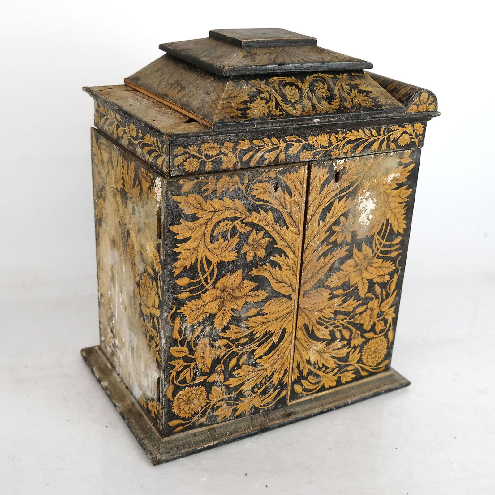 Chinese Export Stenciled Jewelry Box (1 of 9)