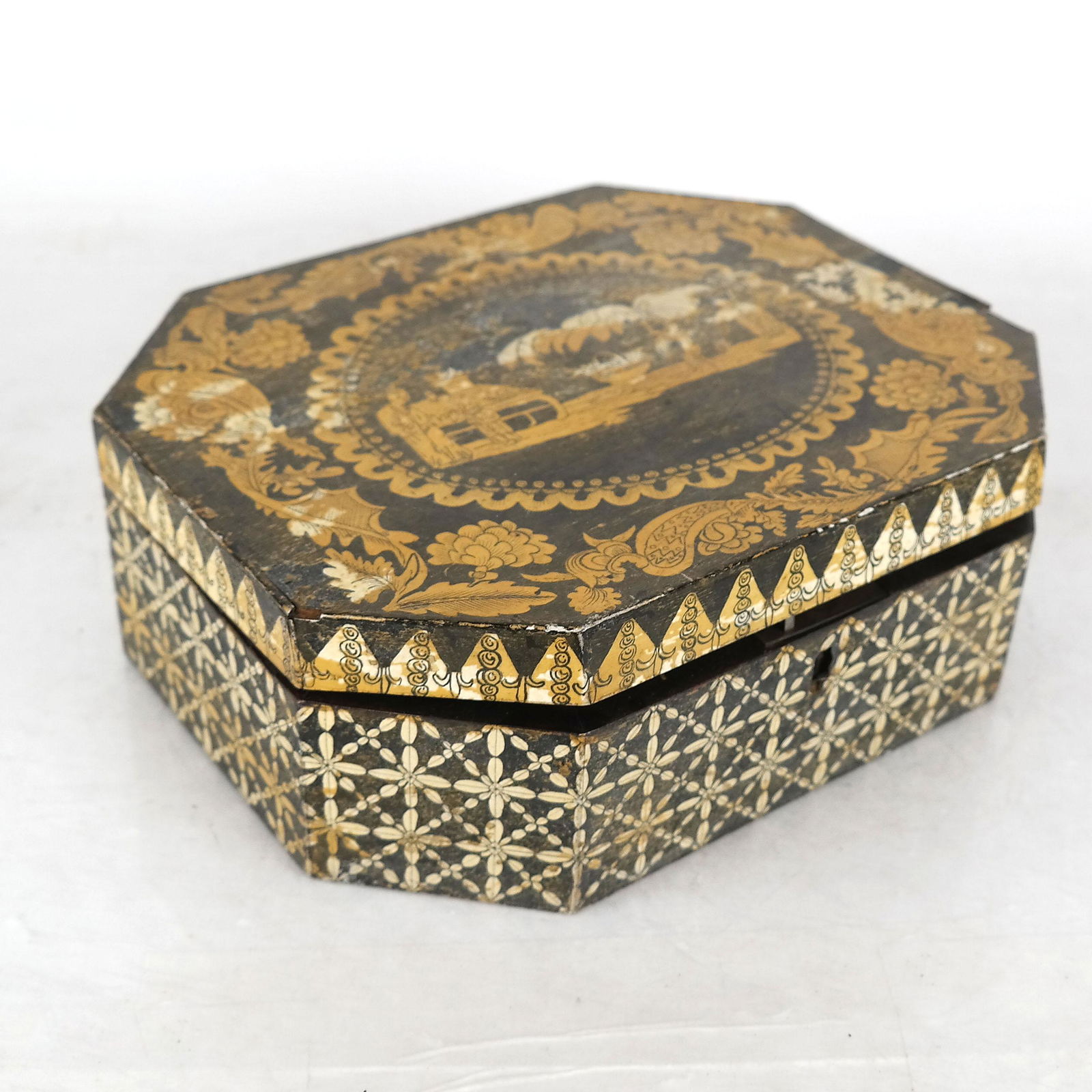 Chinese Export Stenciled Jewelry Box (1 of 7)