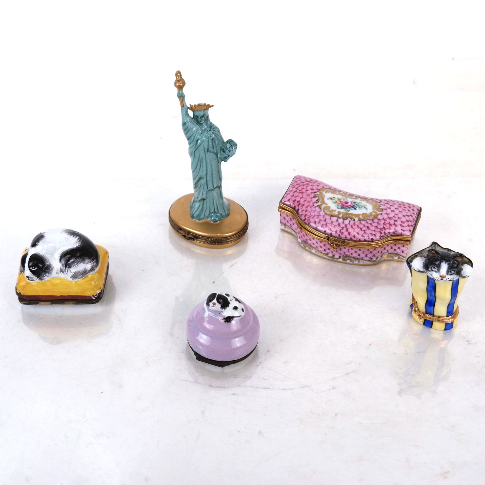 Five Assorted Vanity/Pill Boxes (1 of 7)