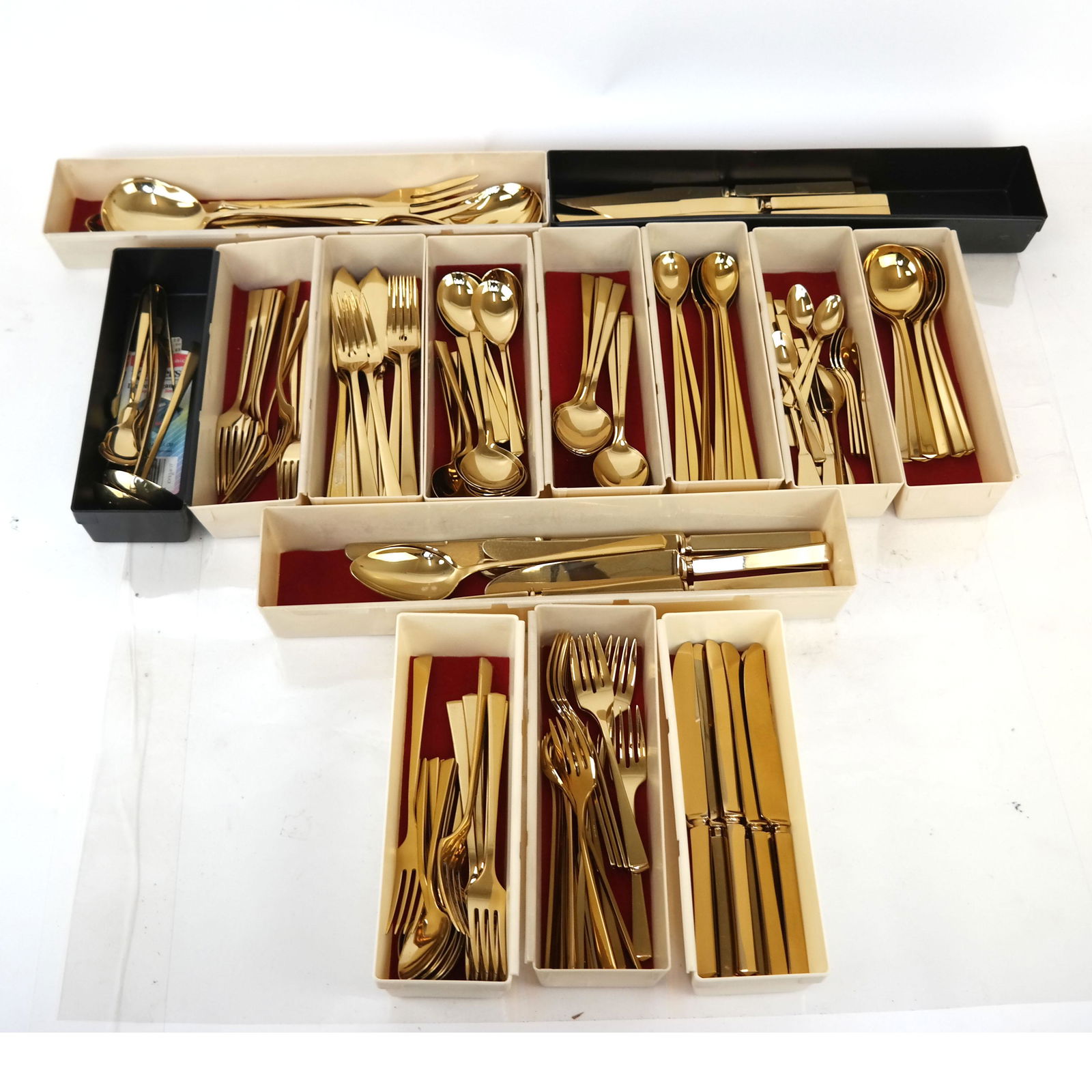 Dirilyte Large Flatware Set (1 of 12)