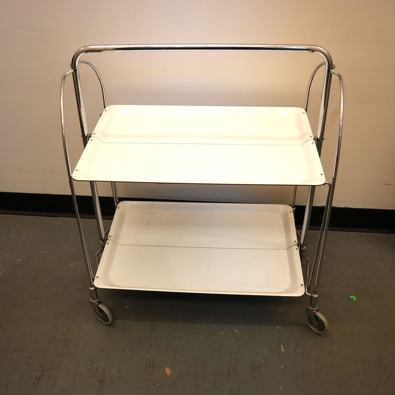 MCM Folding Bar Cart (1 of 10)