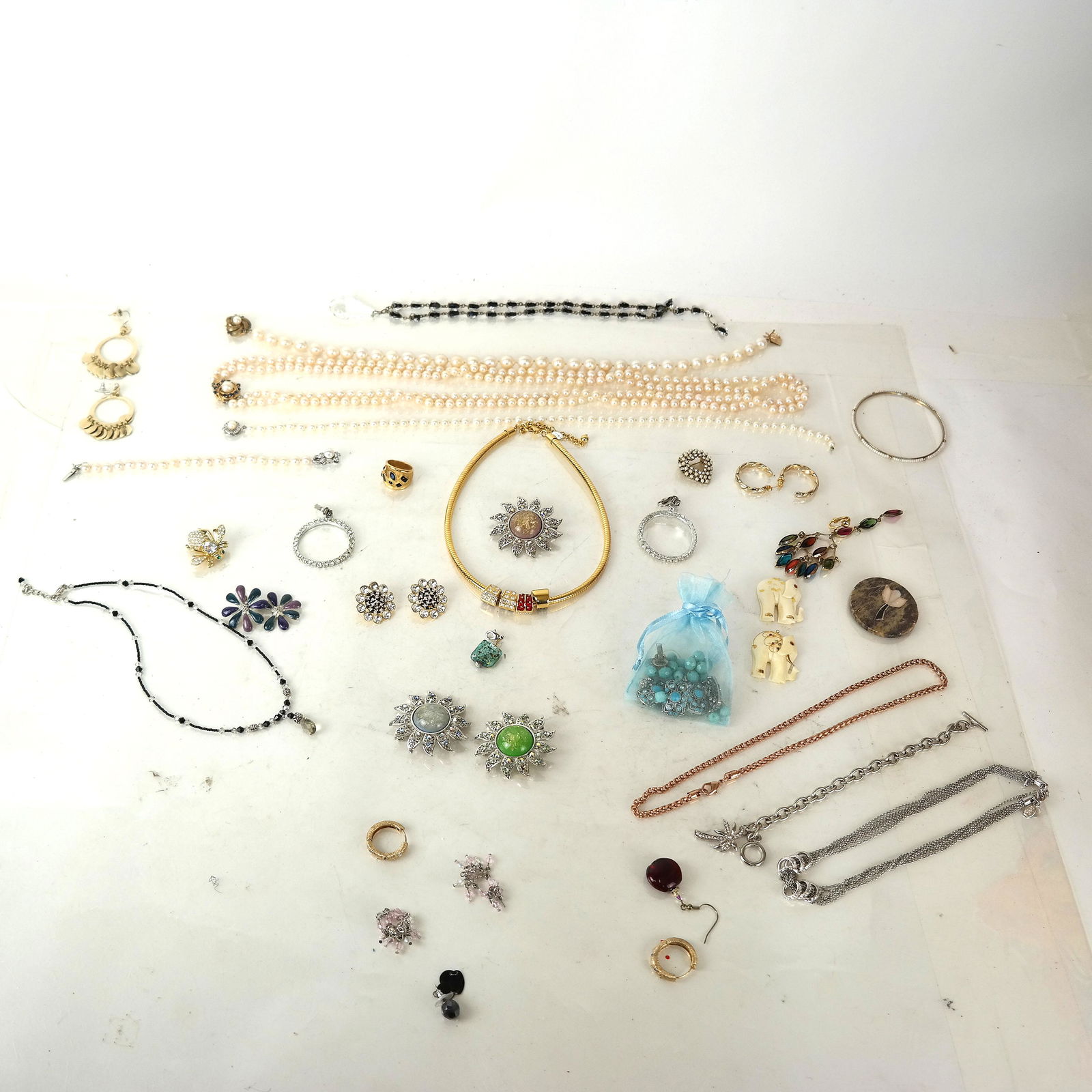 Lot of Sterling, Gold and Costume Jewelry (1 of 10)