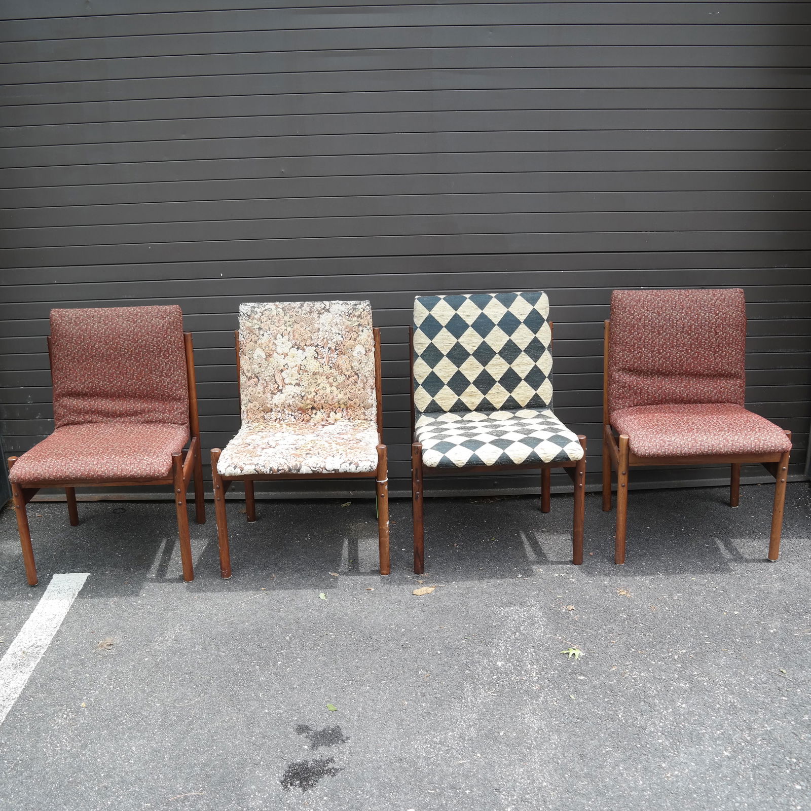 Set of 4 Mid-Century Side Chairs (1 of 11)
