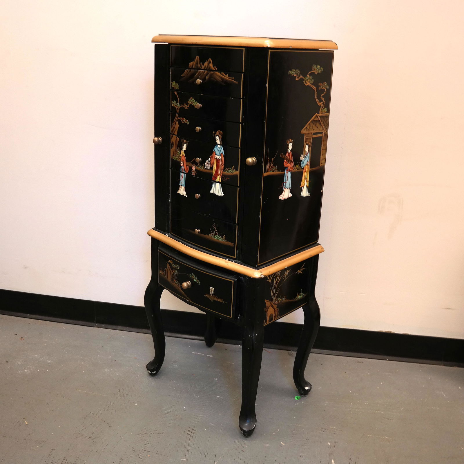 Chinese Lacquered Jewelry Chest (1 of 9)