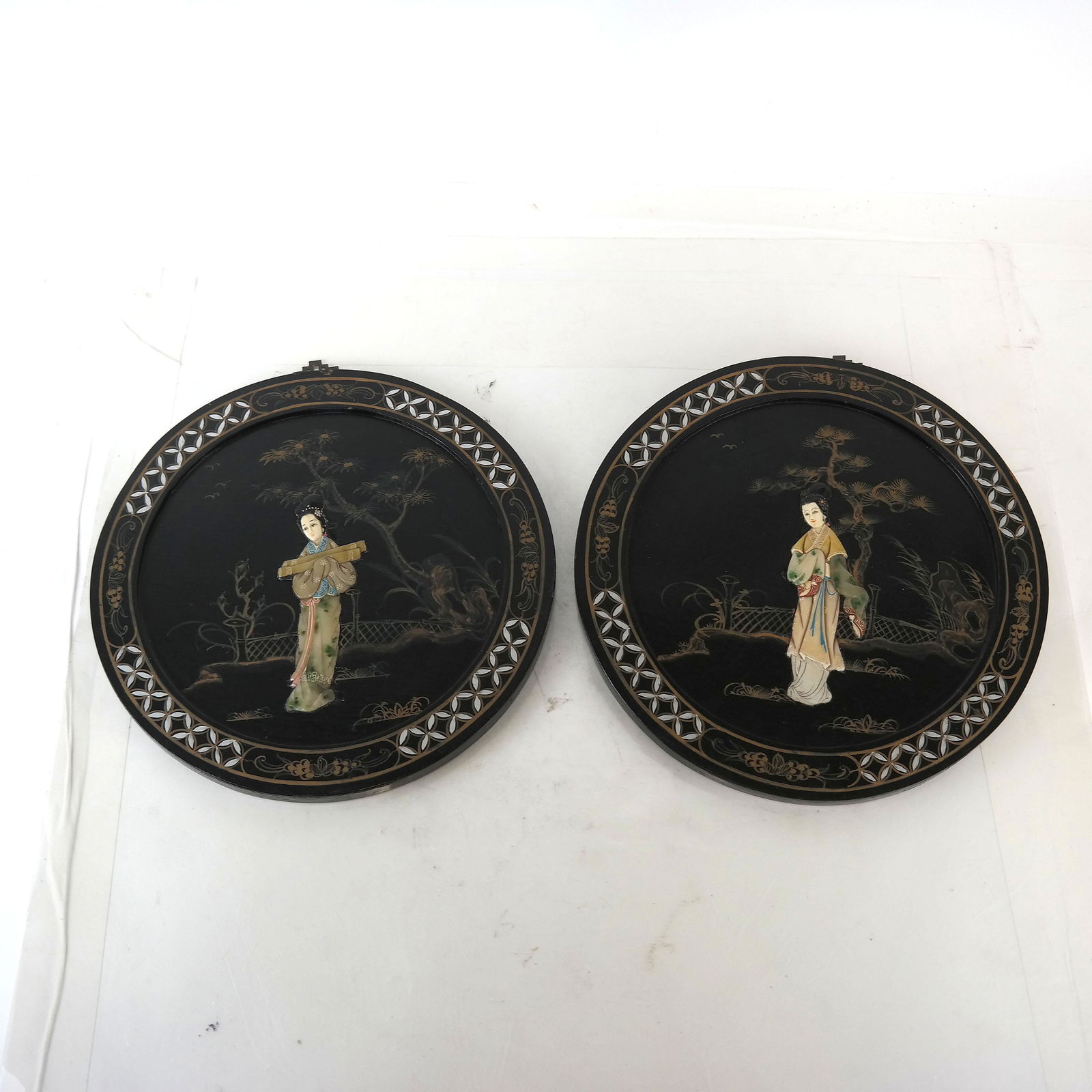 Pair of Chinese Round Plaques (1 of 7)