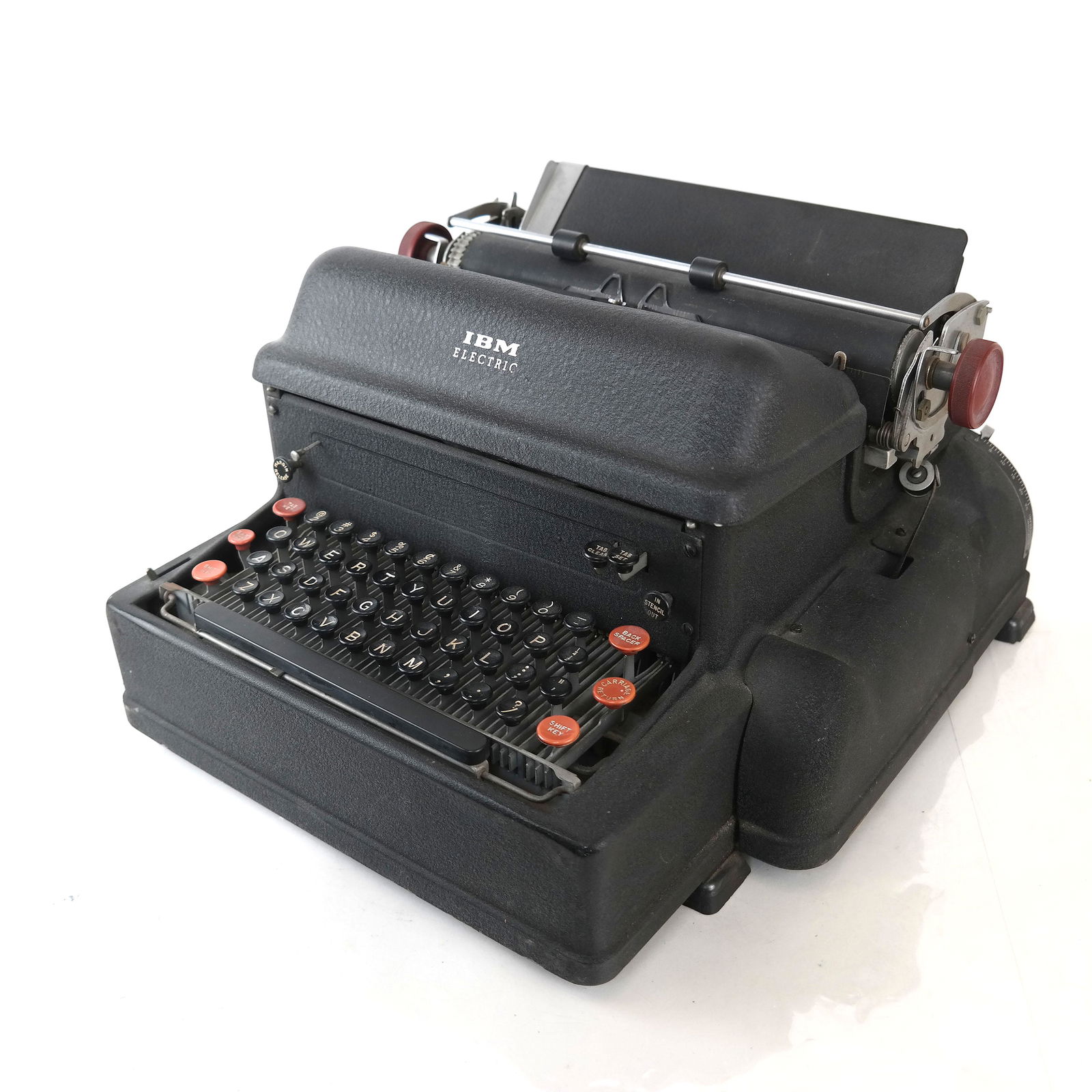 Vintage IBM Electric Typewriter (1 of 10)