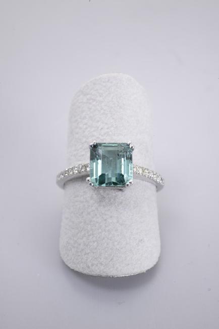14K & Green Tourmaline Ring with Diamonds (1 of 1)
