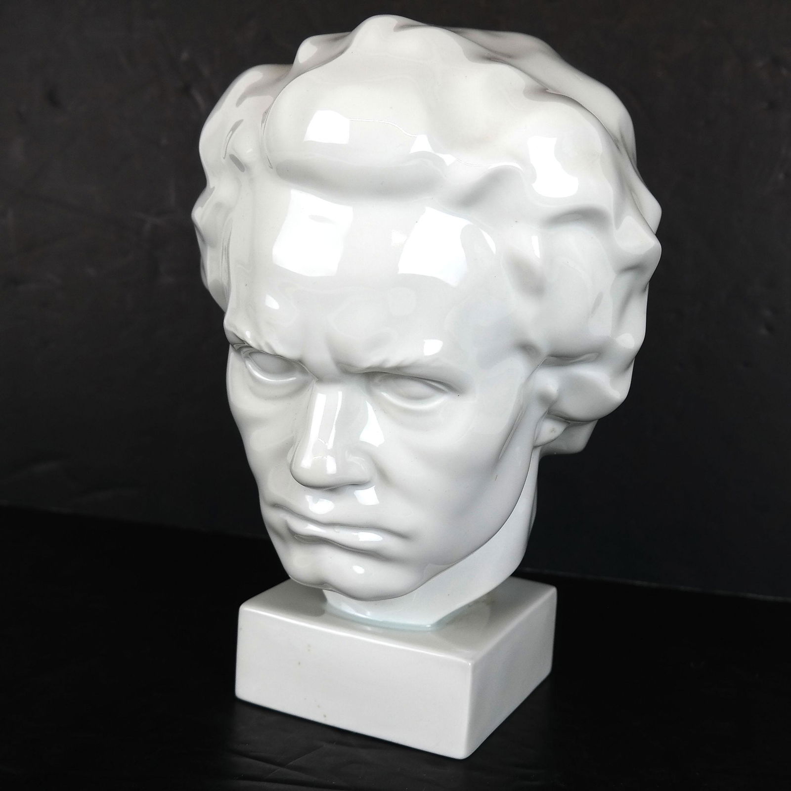 Ferdinand OPTIZ: Head of Ludwig Van Beethoven (1 of 8)