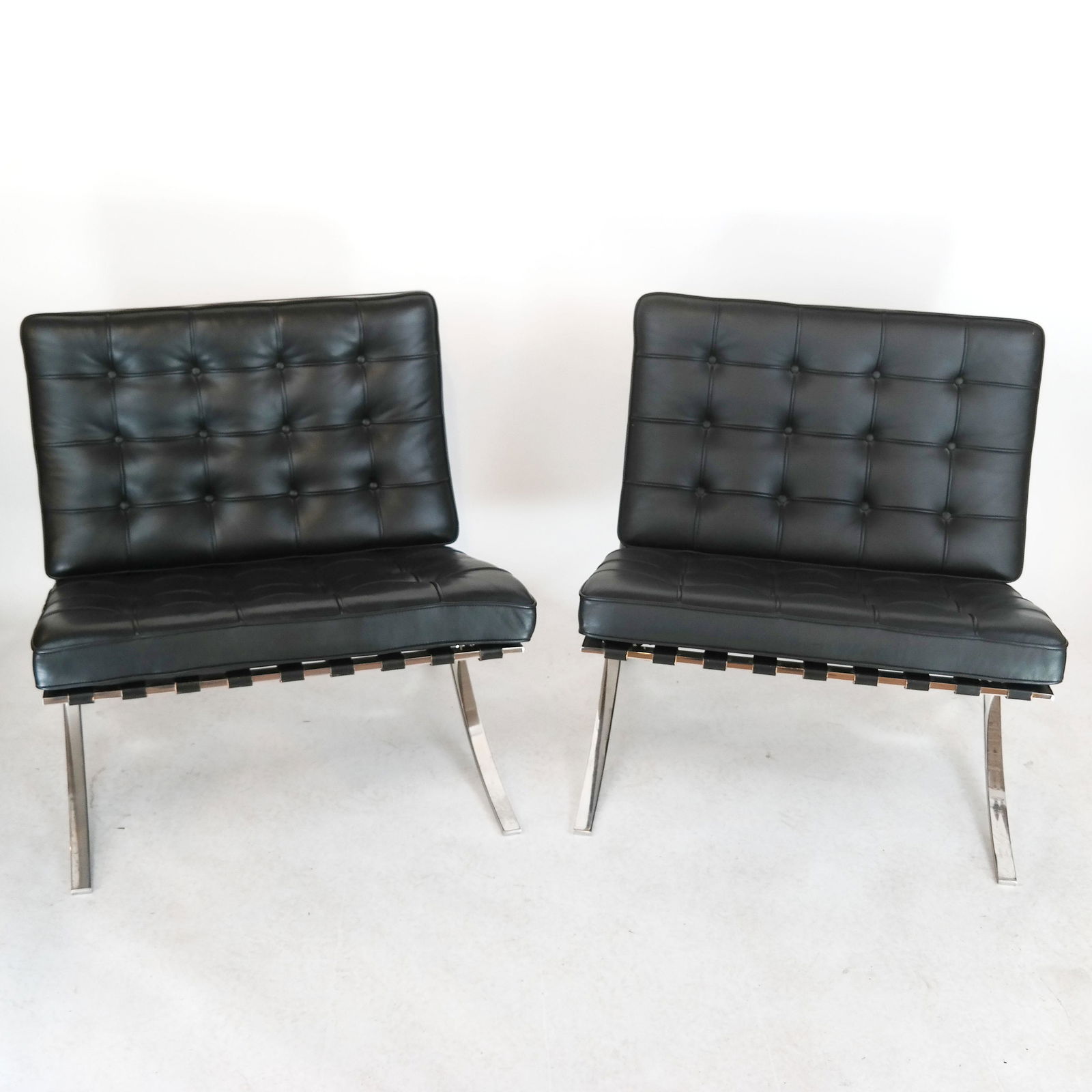 Pair Mies Van Der Rohe Barcelona Chairs by Knoll (1 of 19)