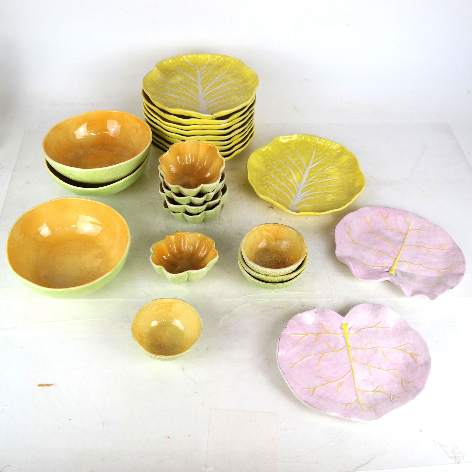 Assorted Majolica Plates and Bowls (1 of 15)